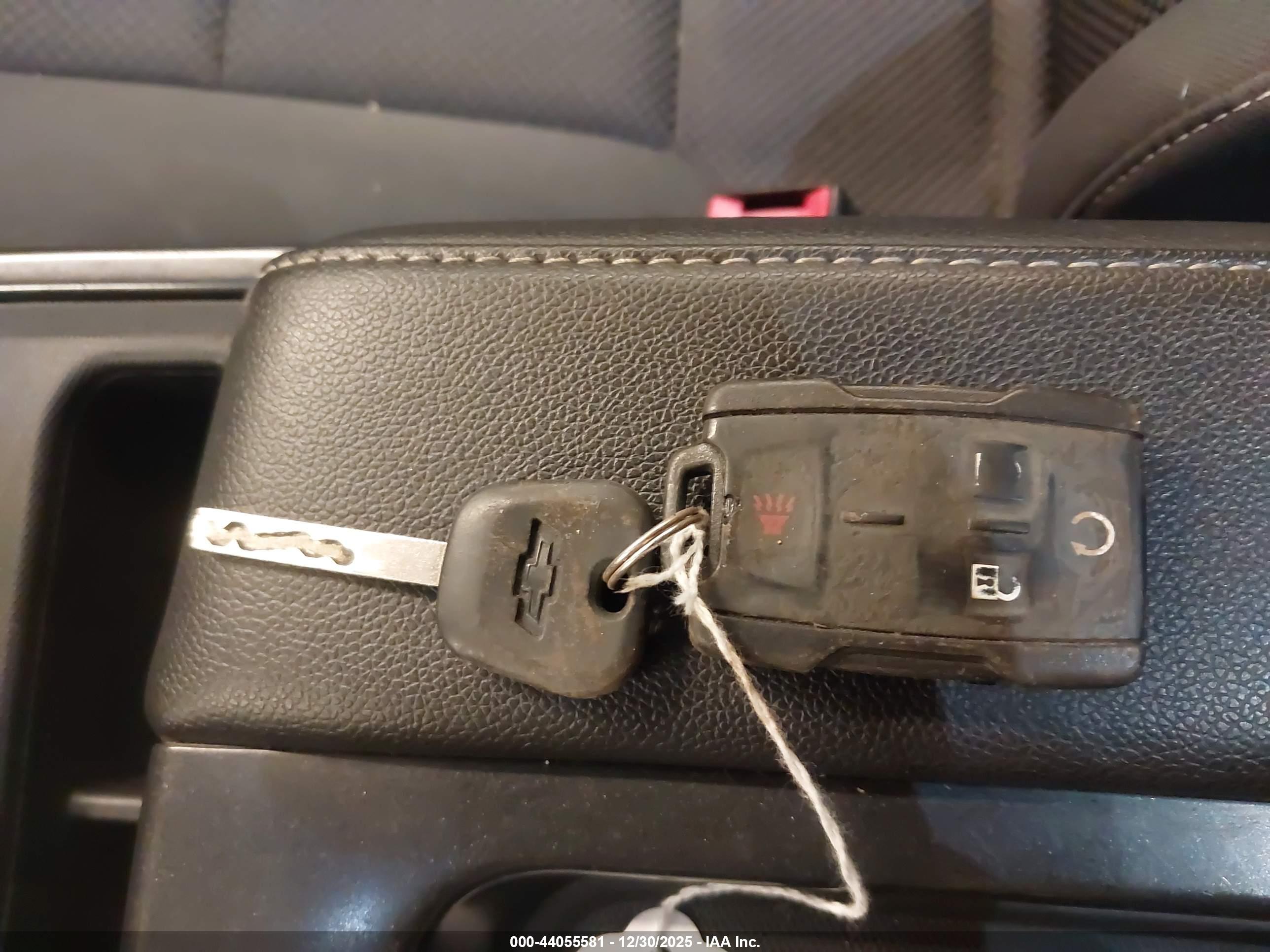 CHEVROLET SILVERADO image 11