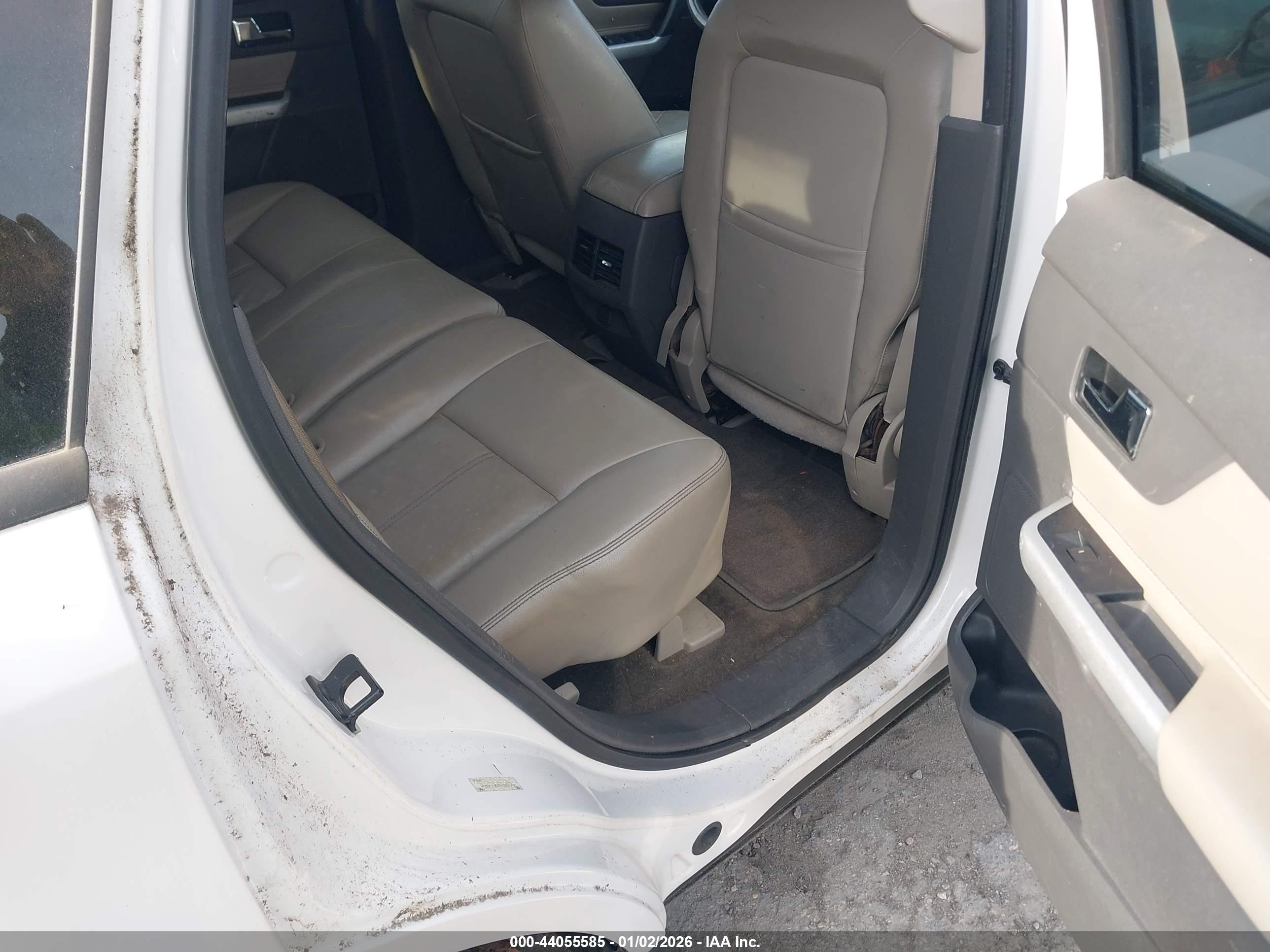 FORD EDGE image 8