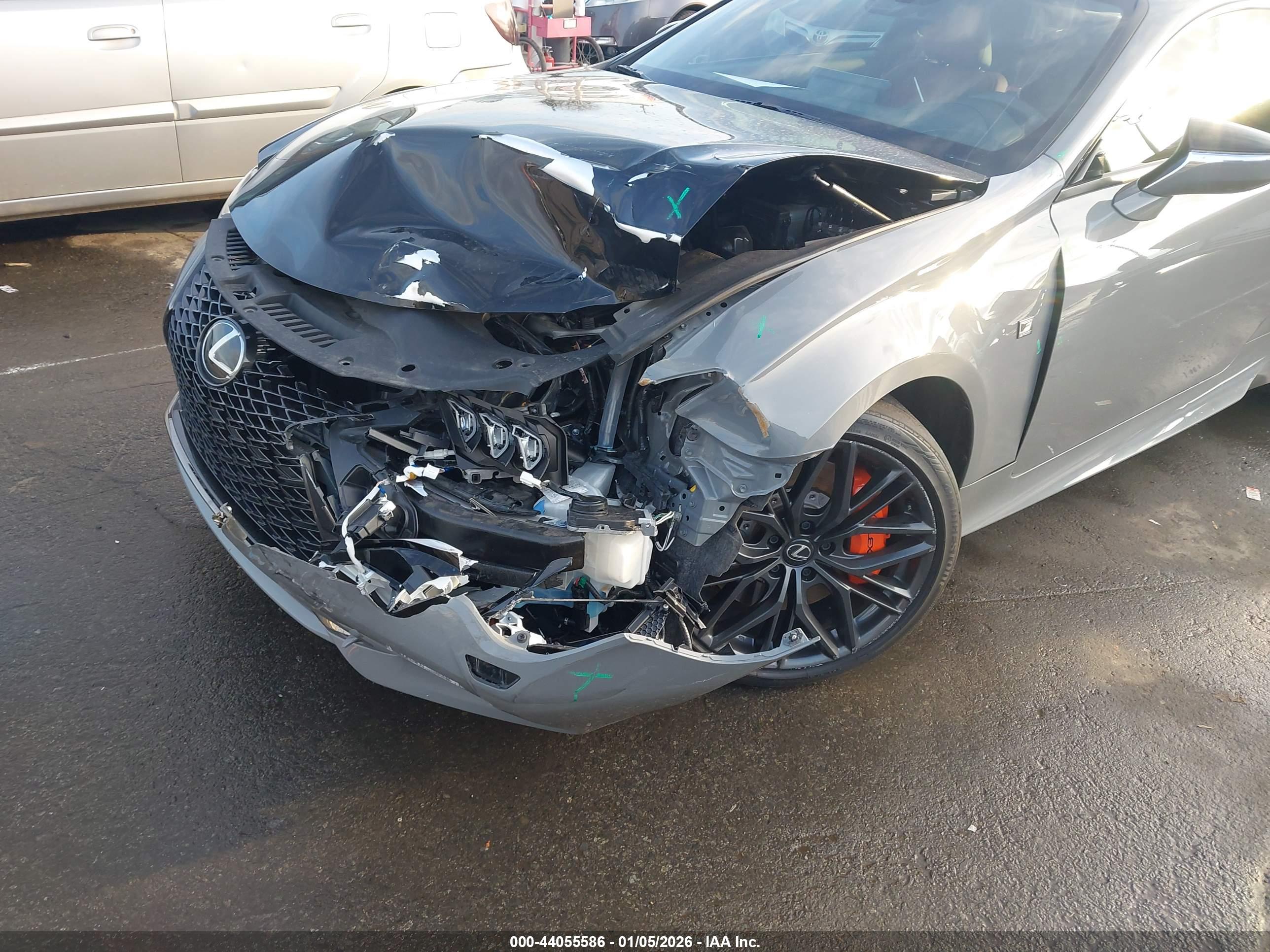 LEXUS RC image 6