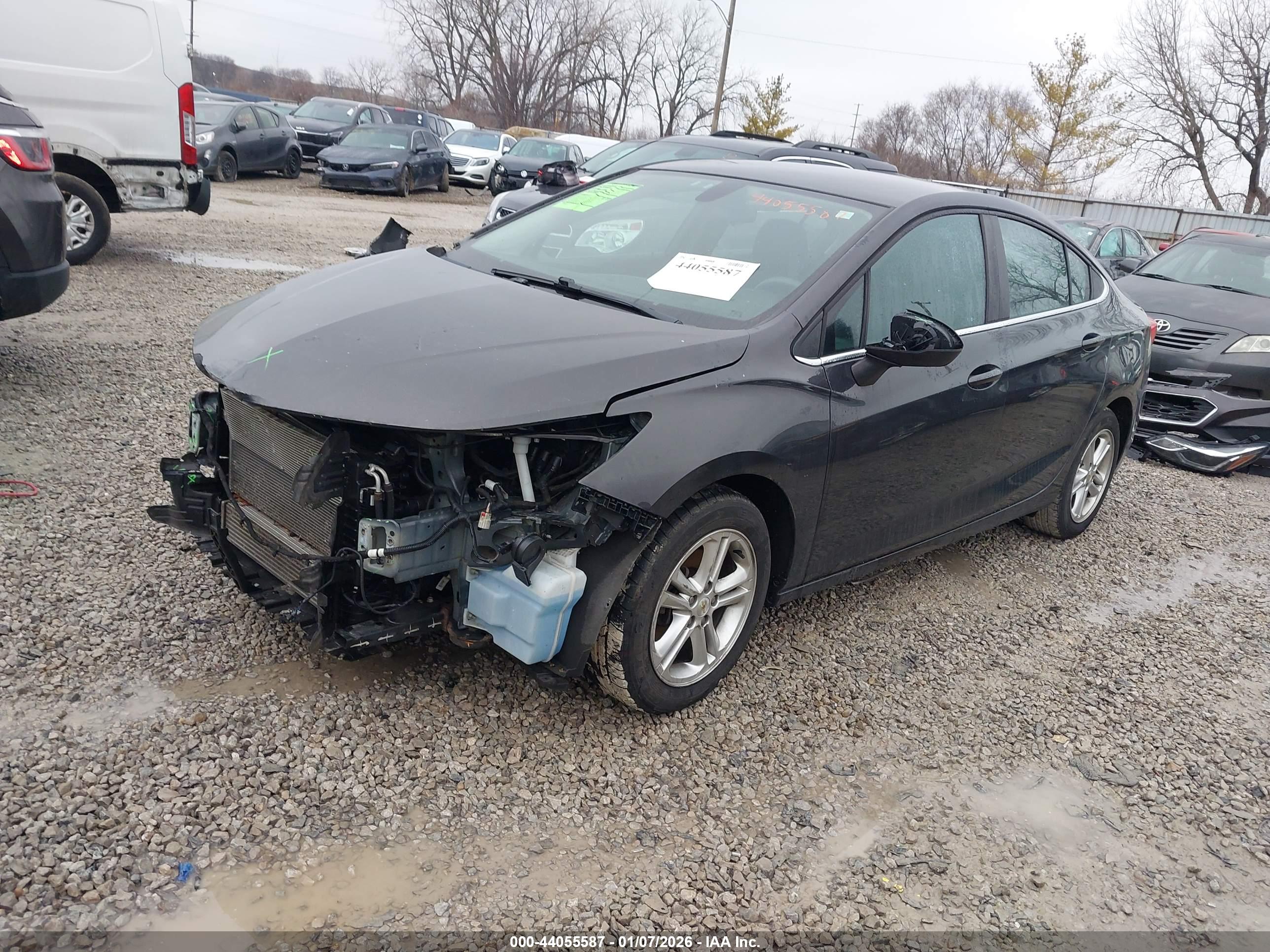 CHEVROLET CRUZE image 2