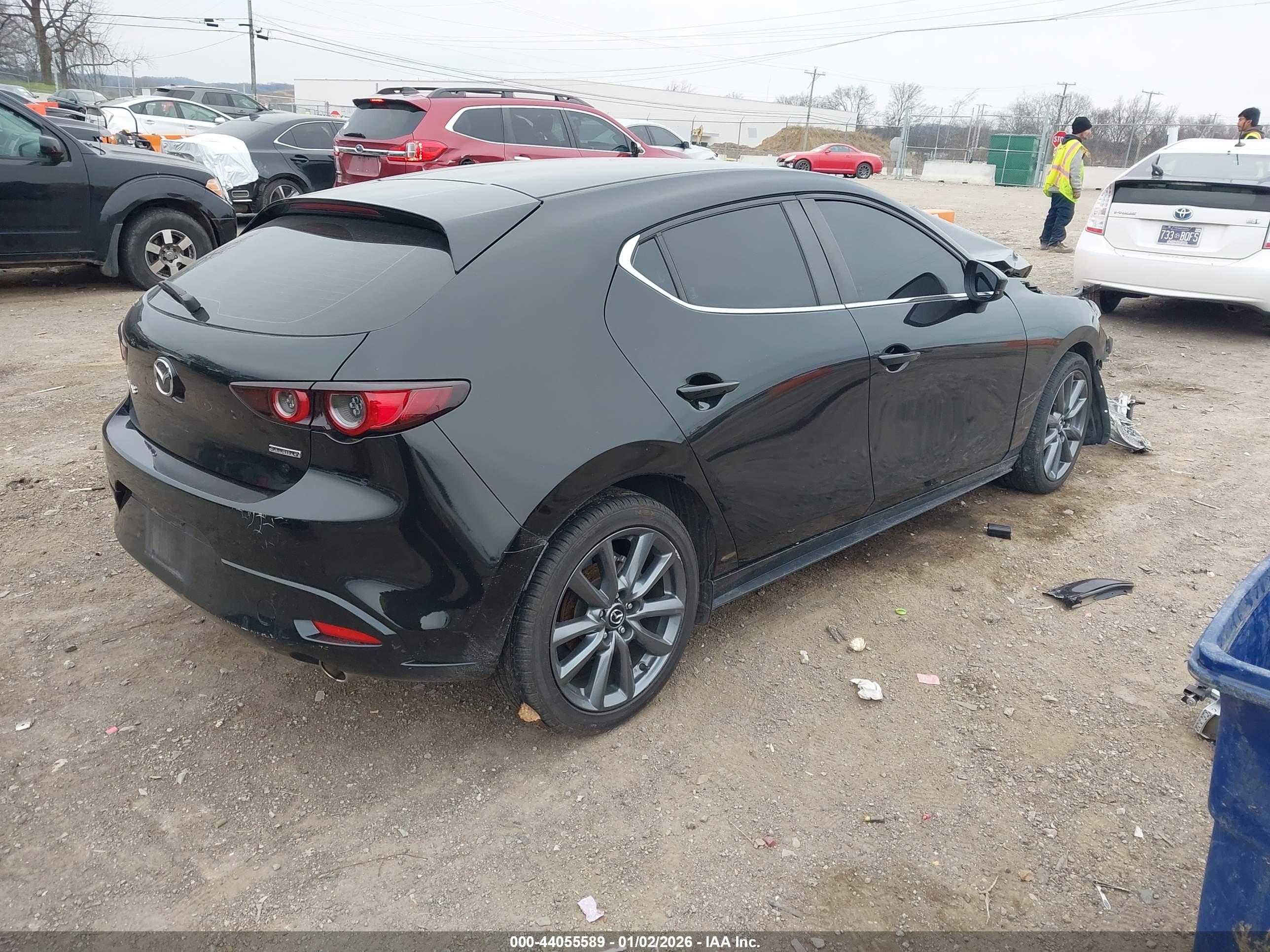 MAZDA MAZDA3 image 4
