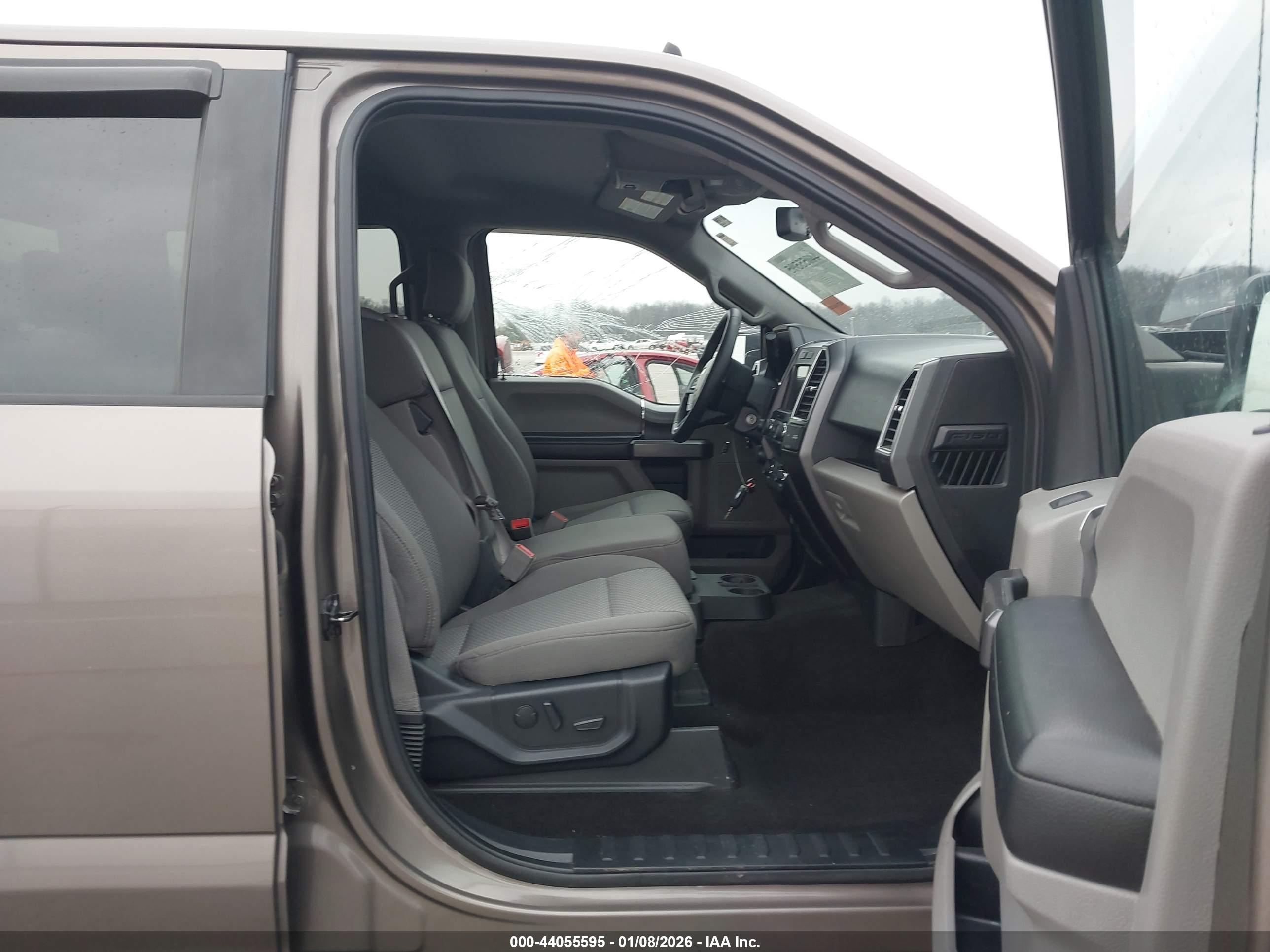 FORD F-150 image 5