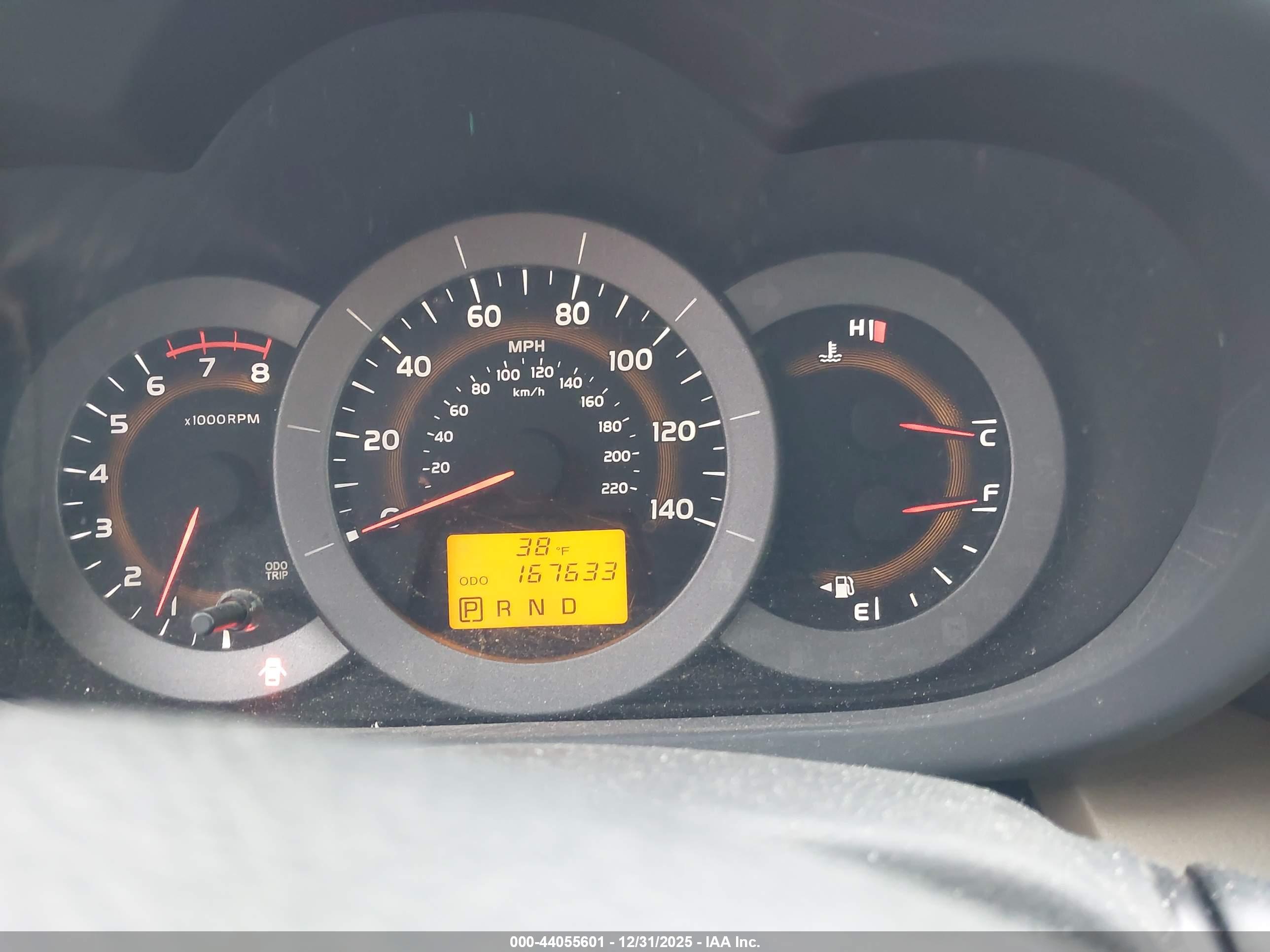 TOYOTA RAV4 image 7