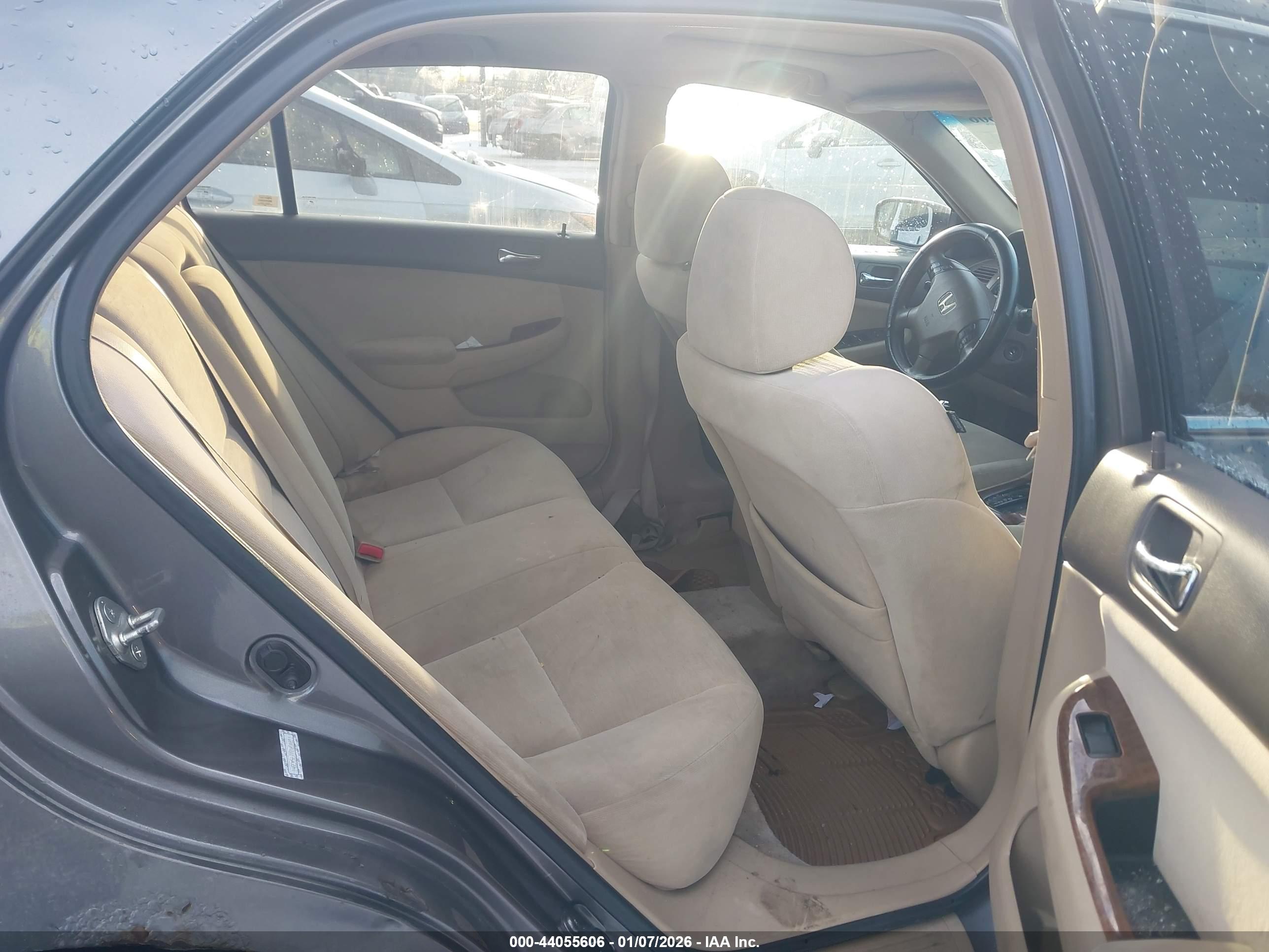 HONDA ACCORD image 8