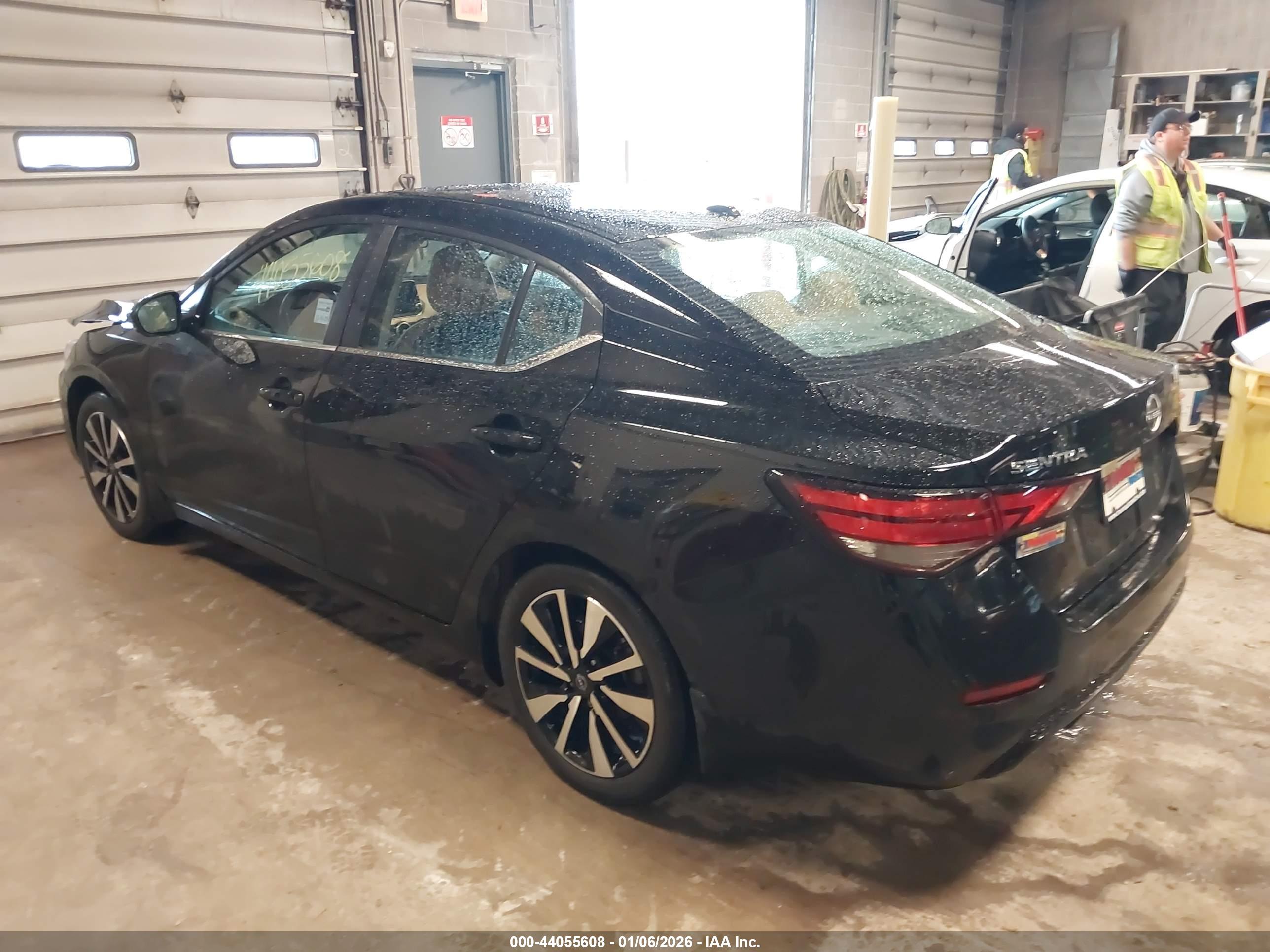NISSAN SENTRA image 3