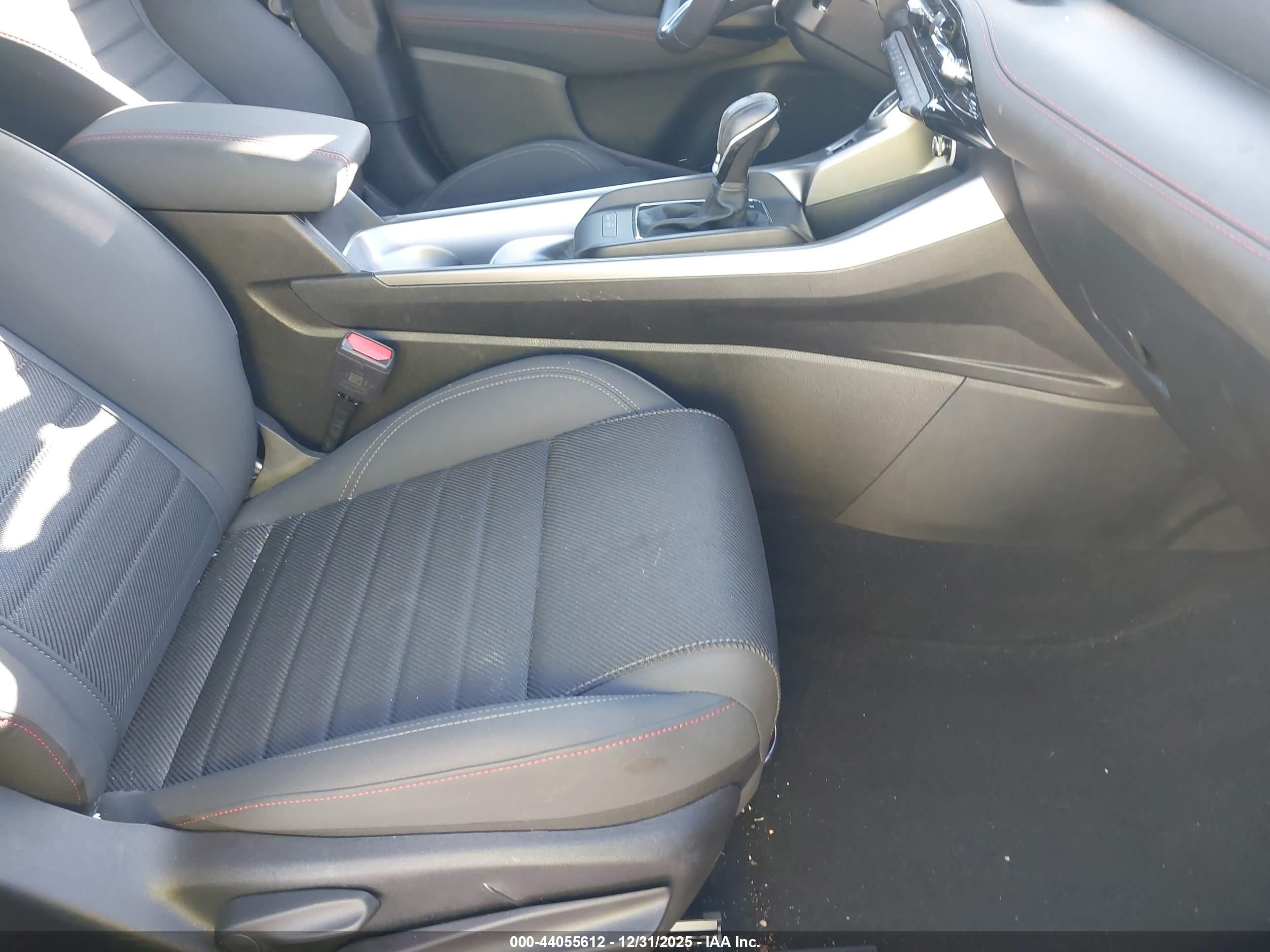 DODGE HORNET image 5