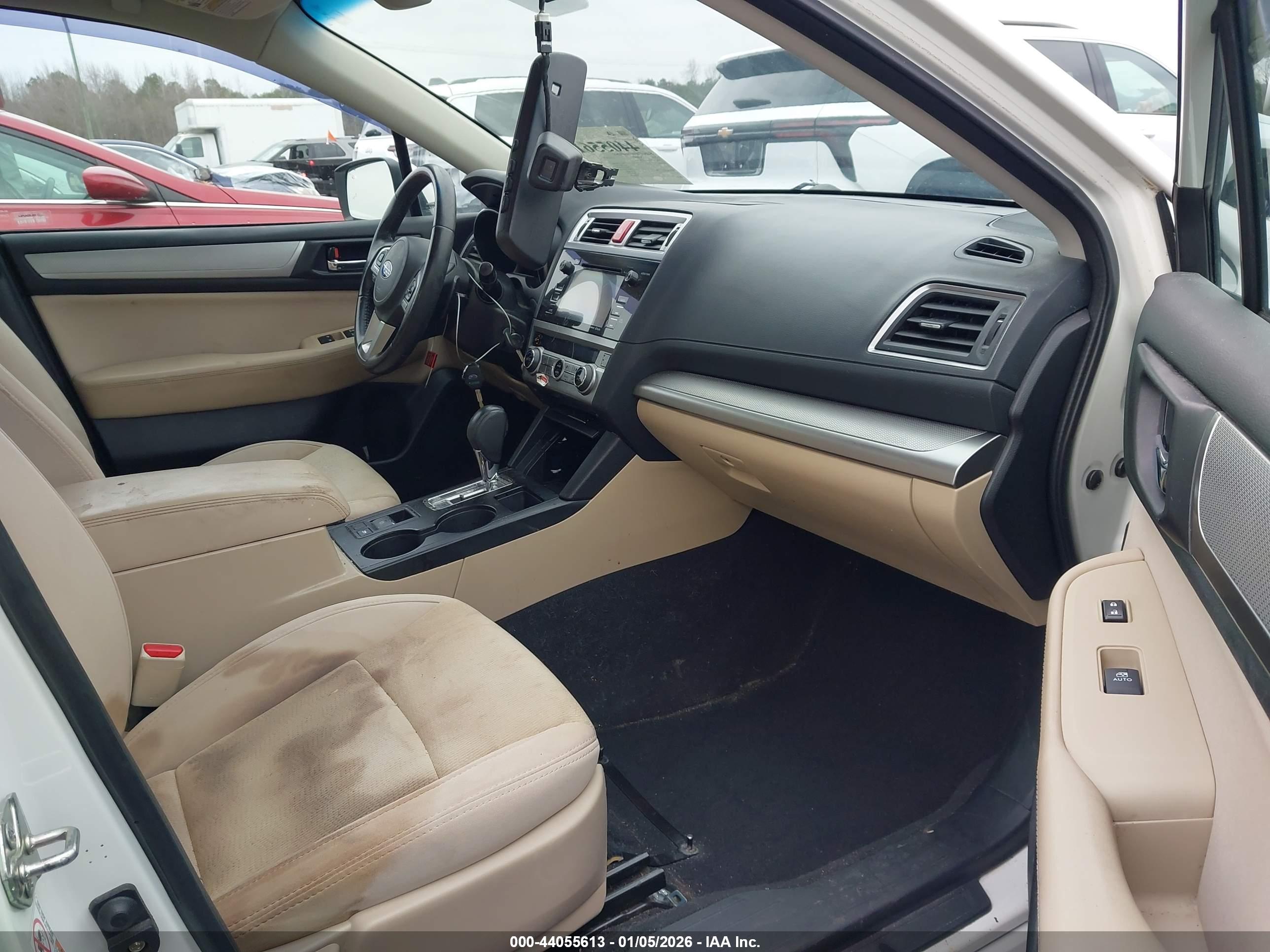SUBARU LEGACY image 5