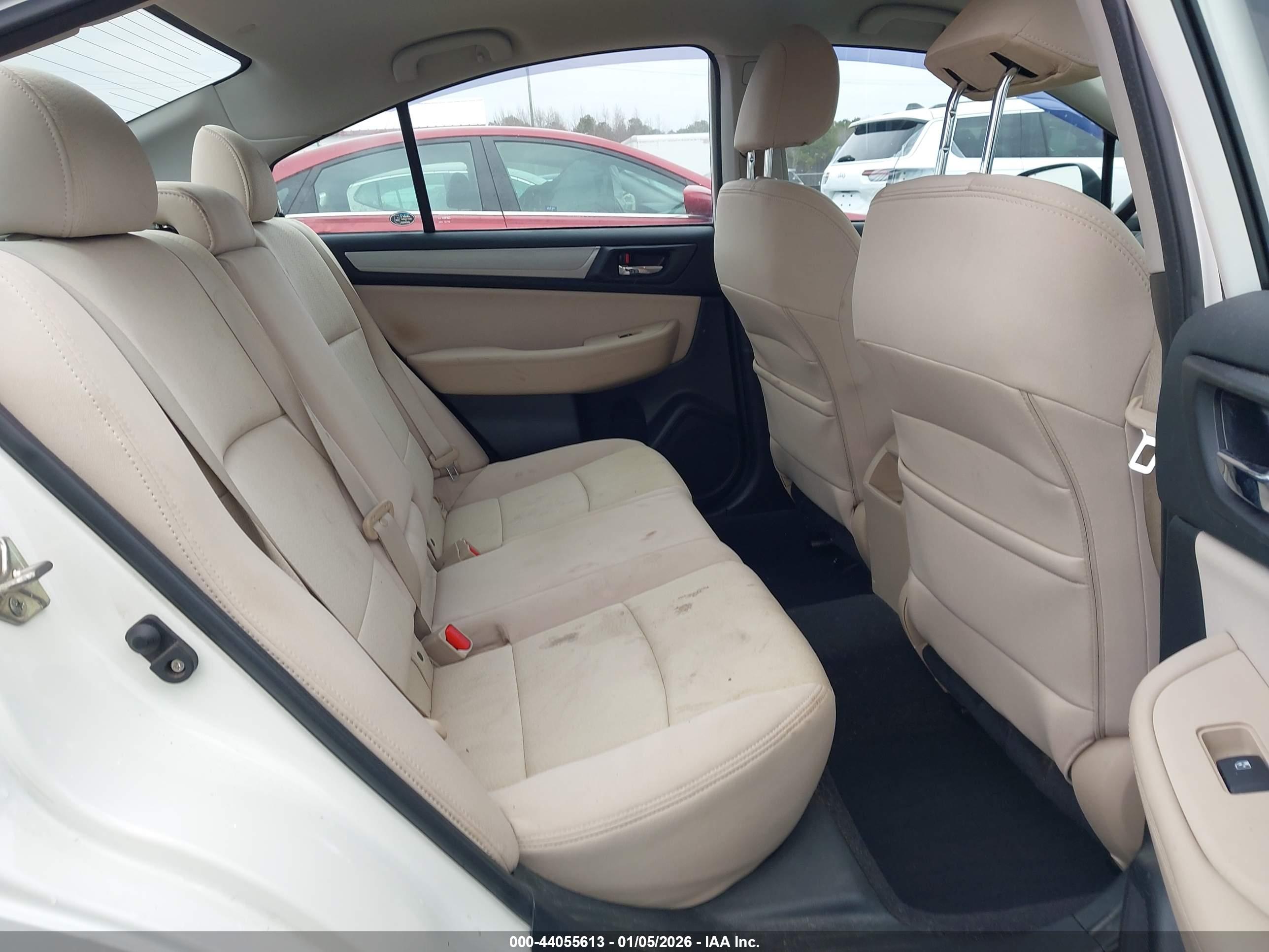 SUBARU LEGACY image 8