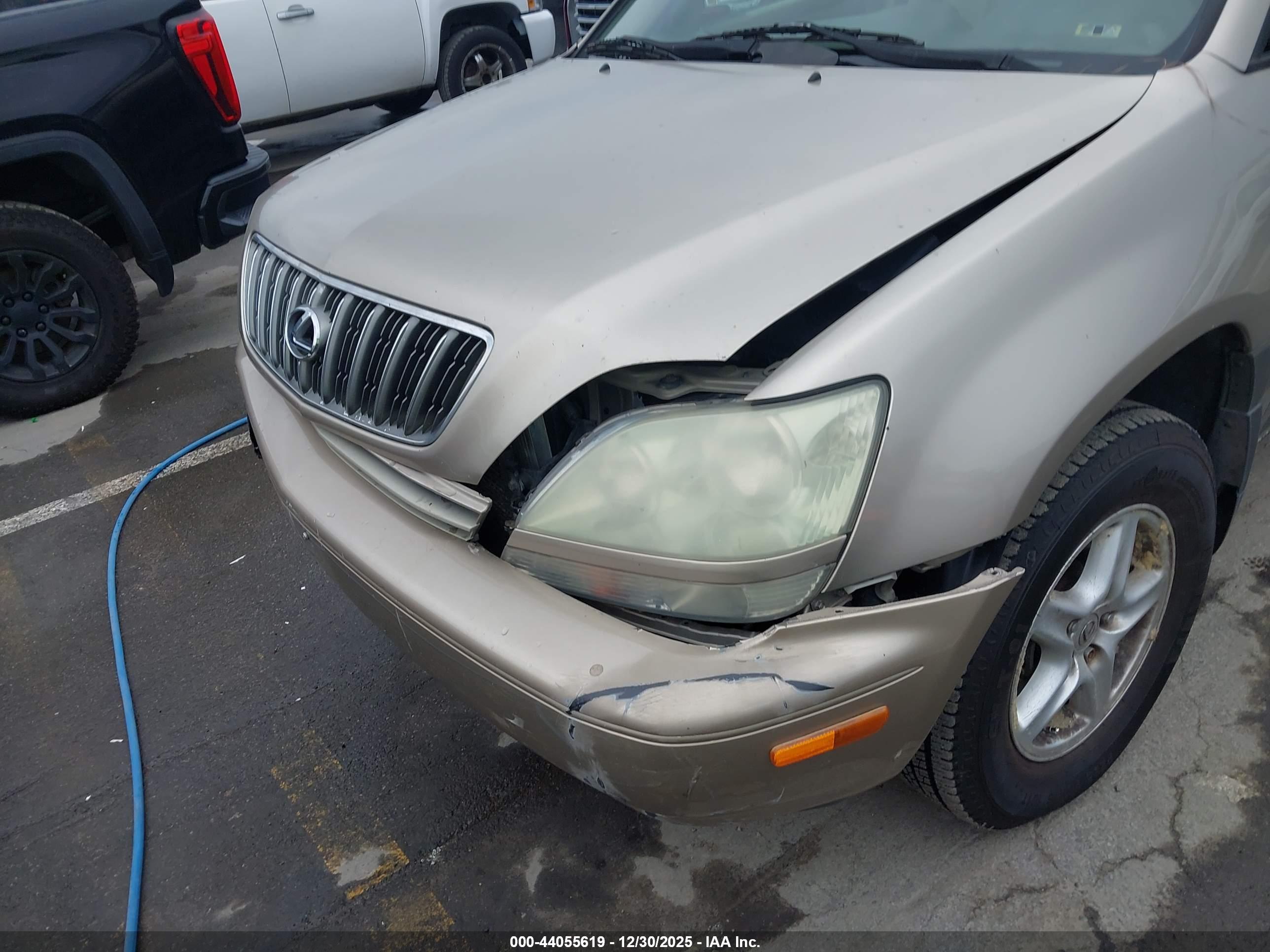 LEXUS RX image 6