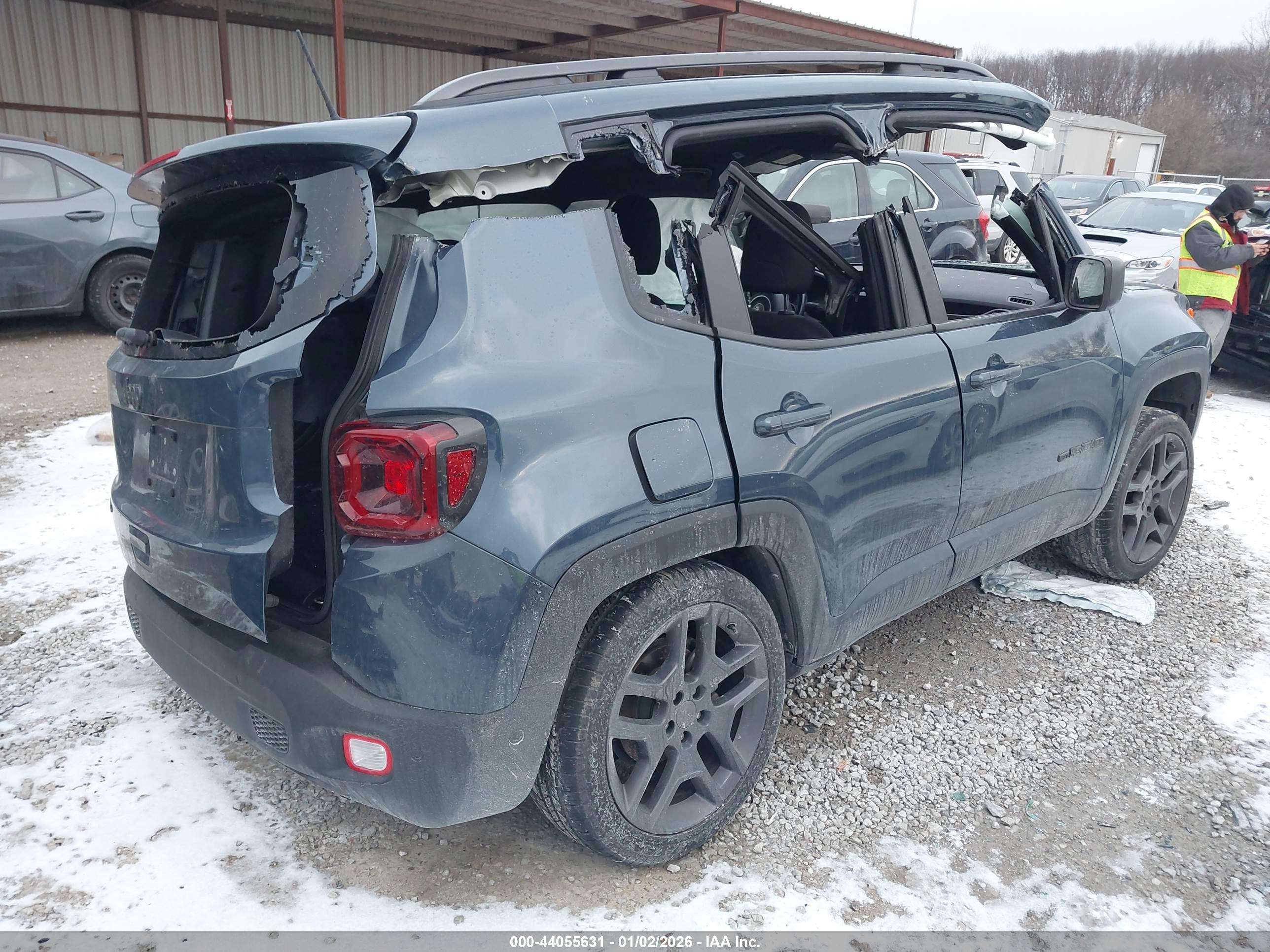 JEEP RENEGADE image 4