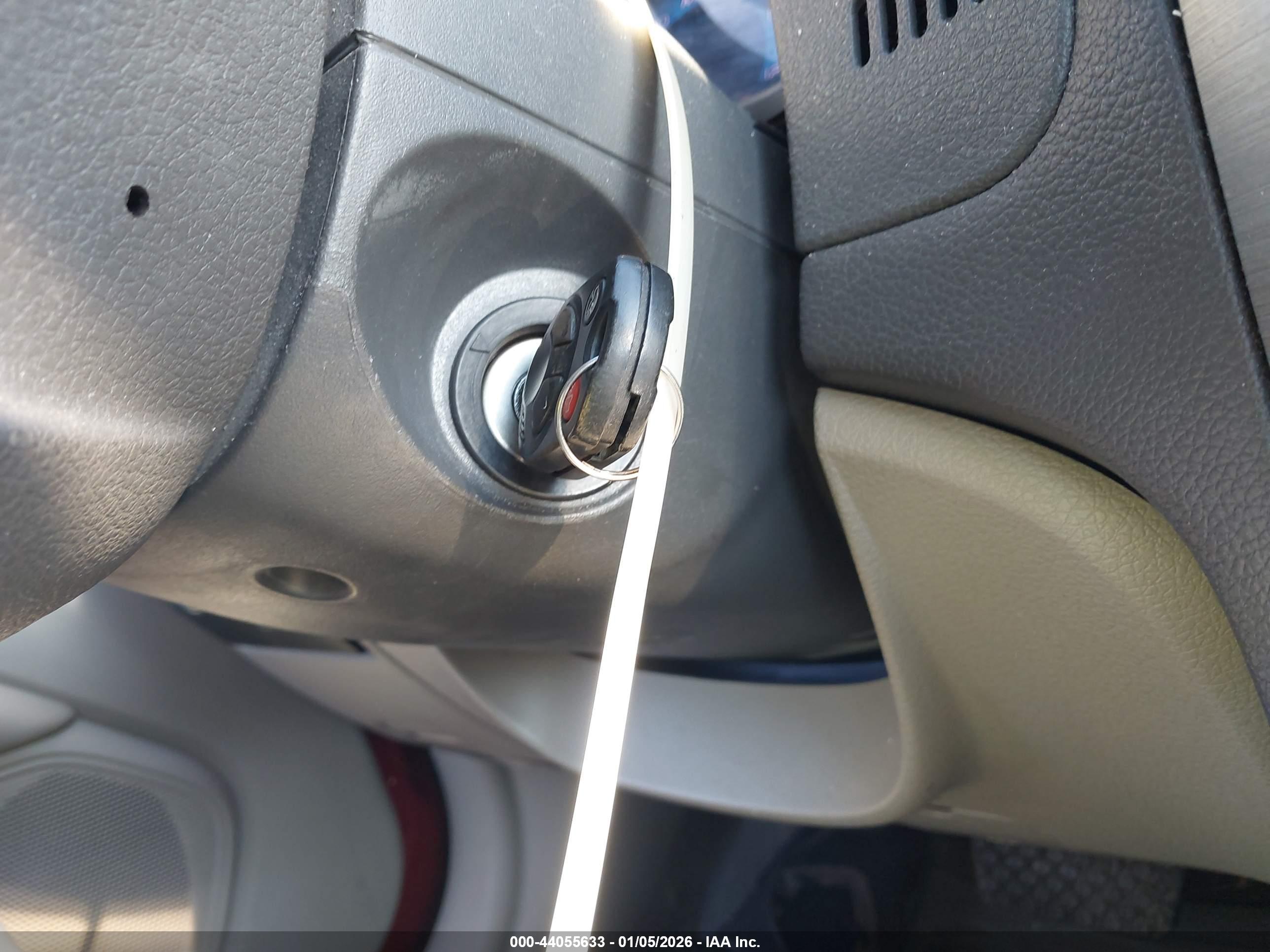 FORD FUSION image 11