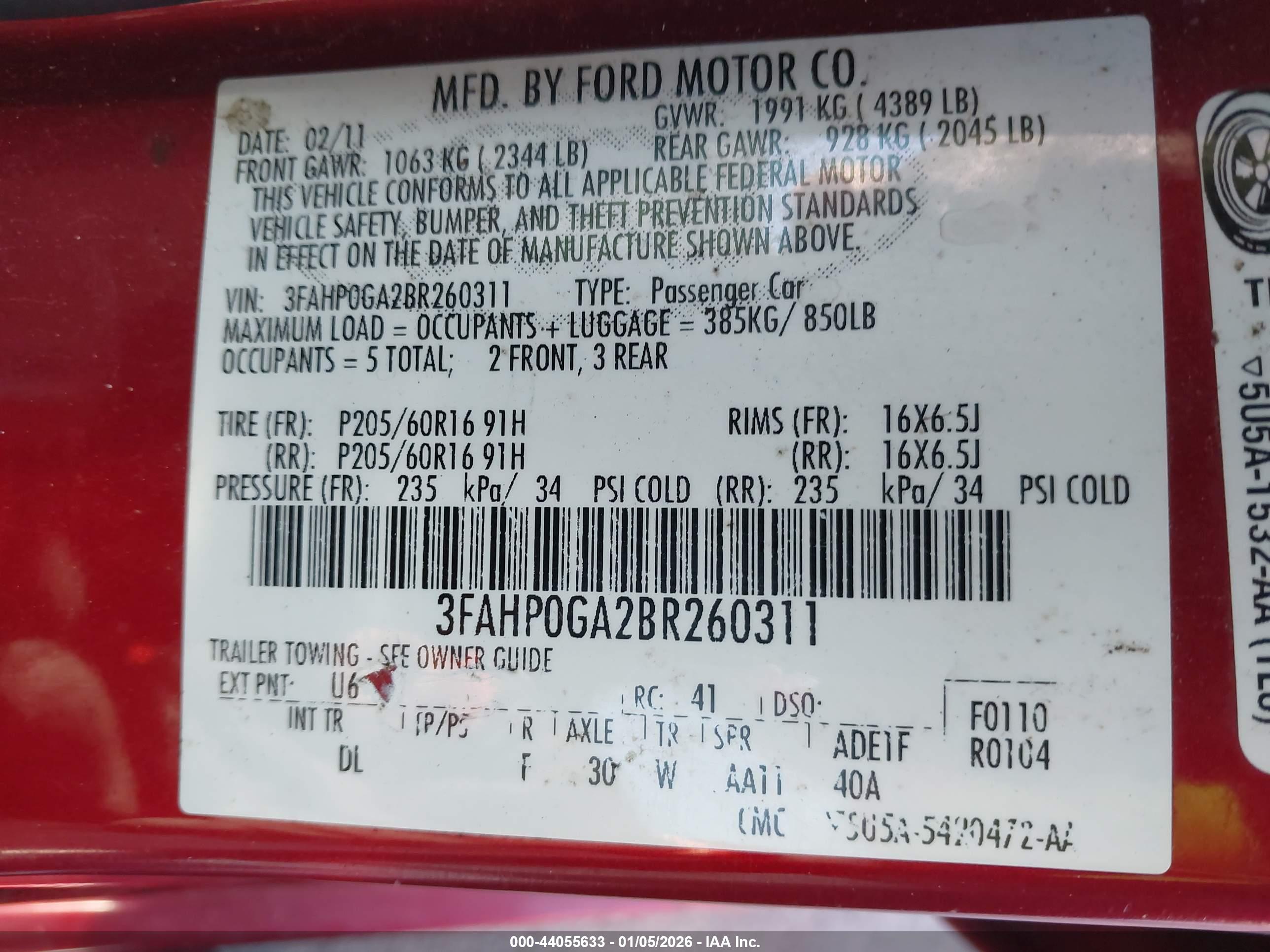 FORD FUSION image 9