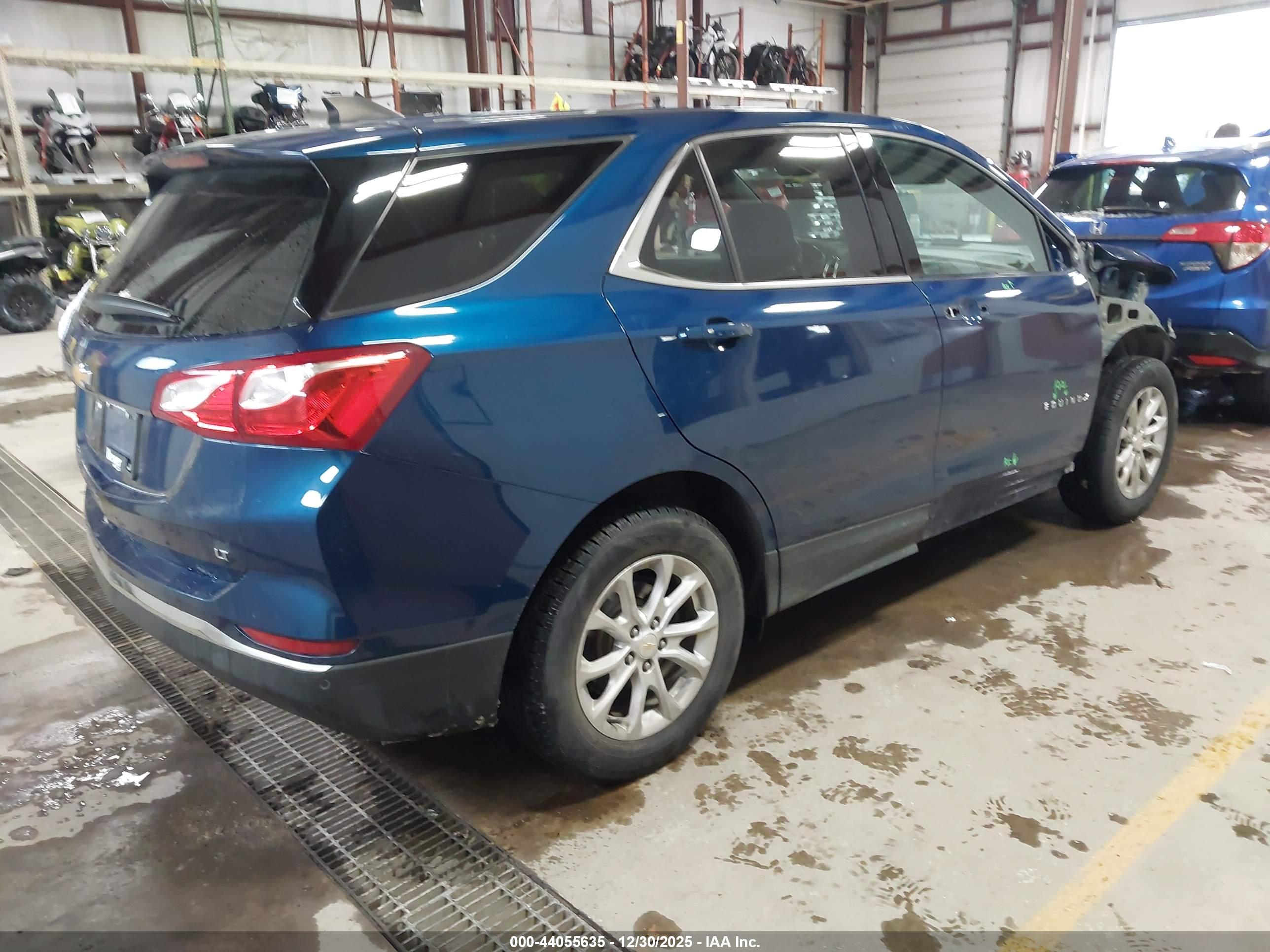 CHEVROLET EQUINOX image 4