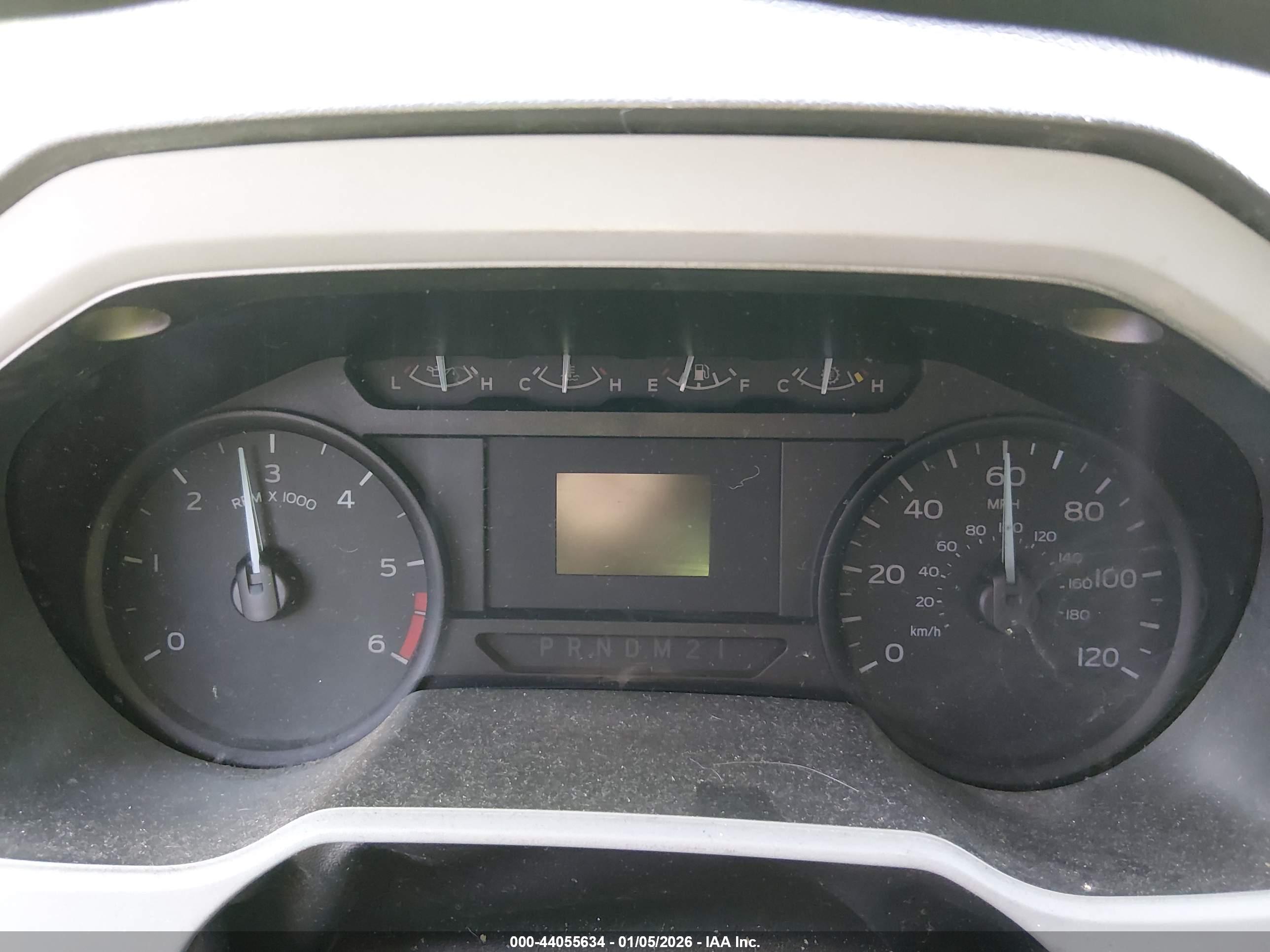 FORD F-650 image 6