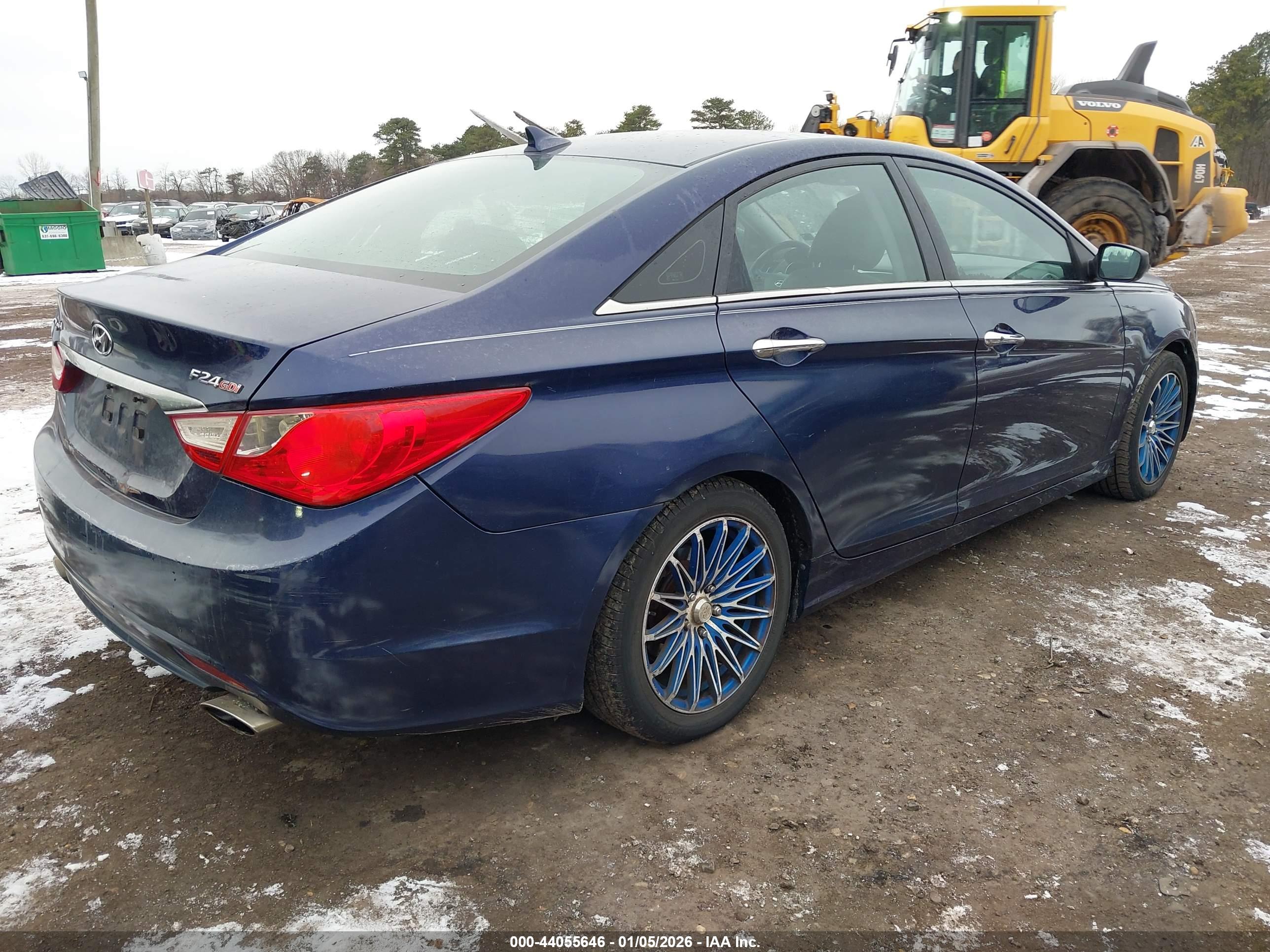 HYUNDAI SONATA image 4