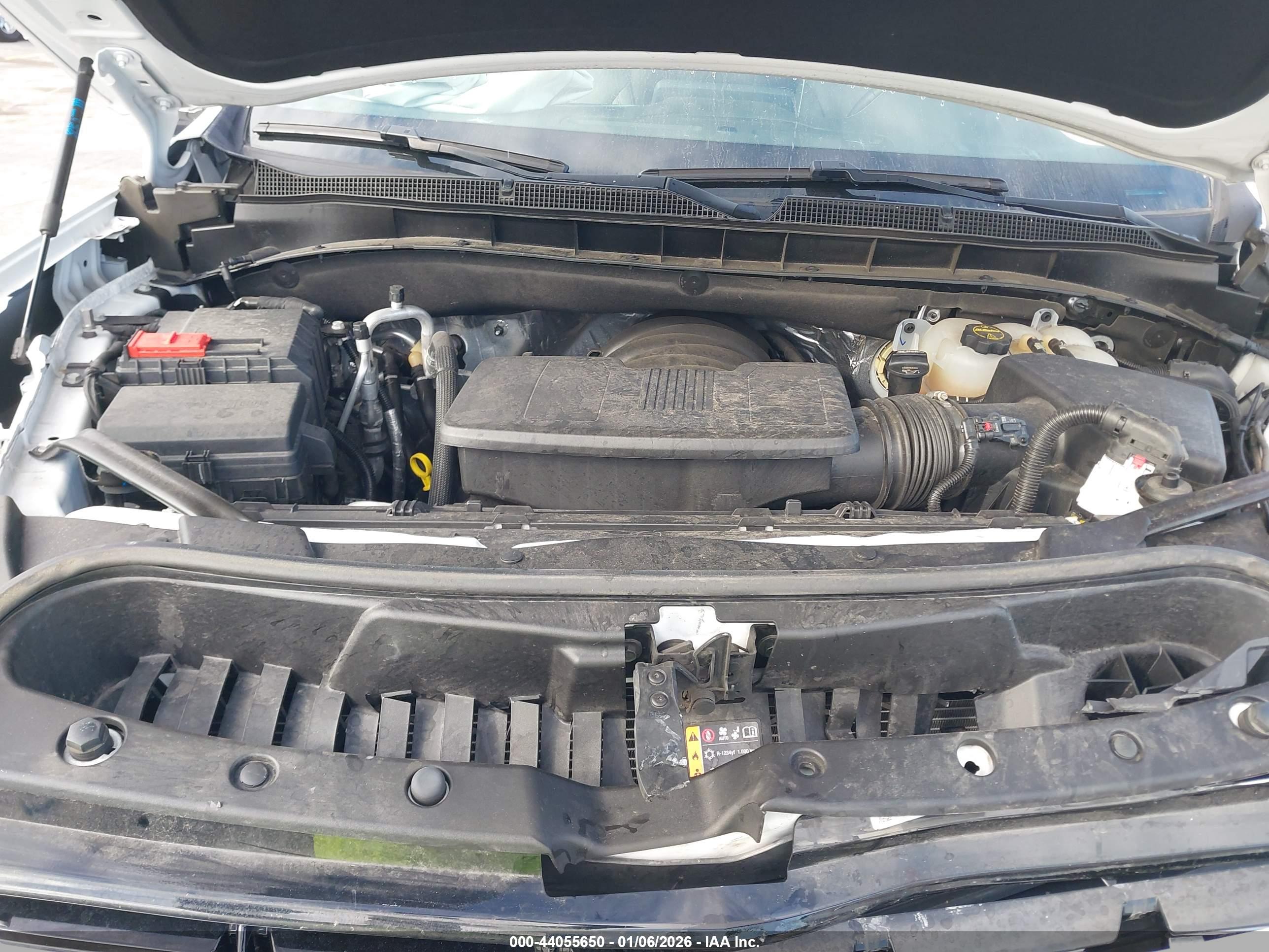 CHEVROLET SUBURBAN image 10
