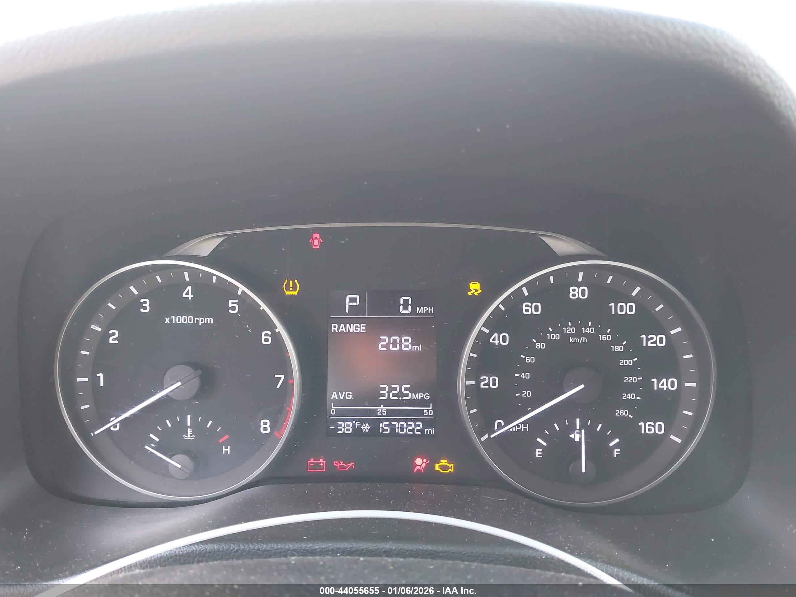 HYUNDAI ELANTRA image 7