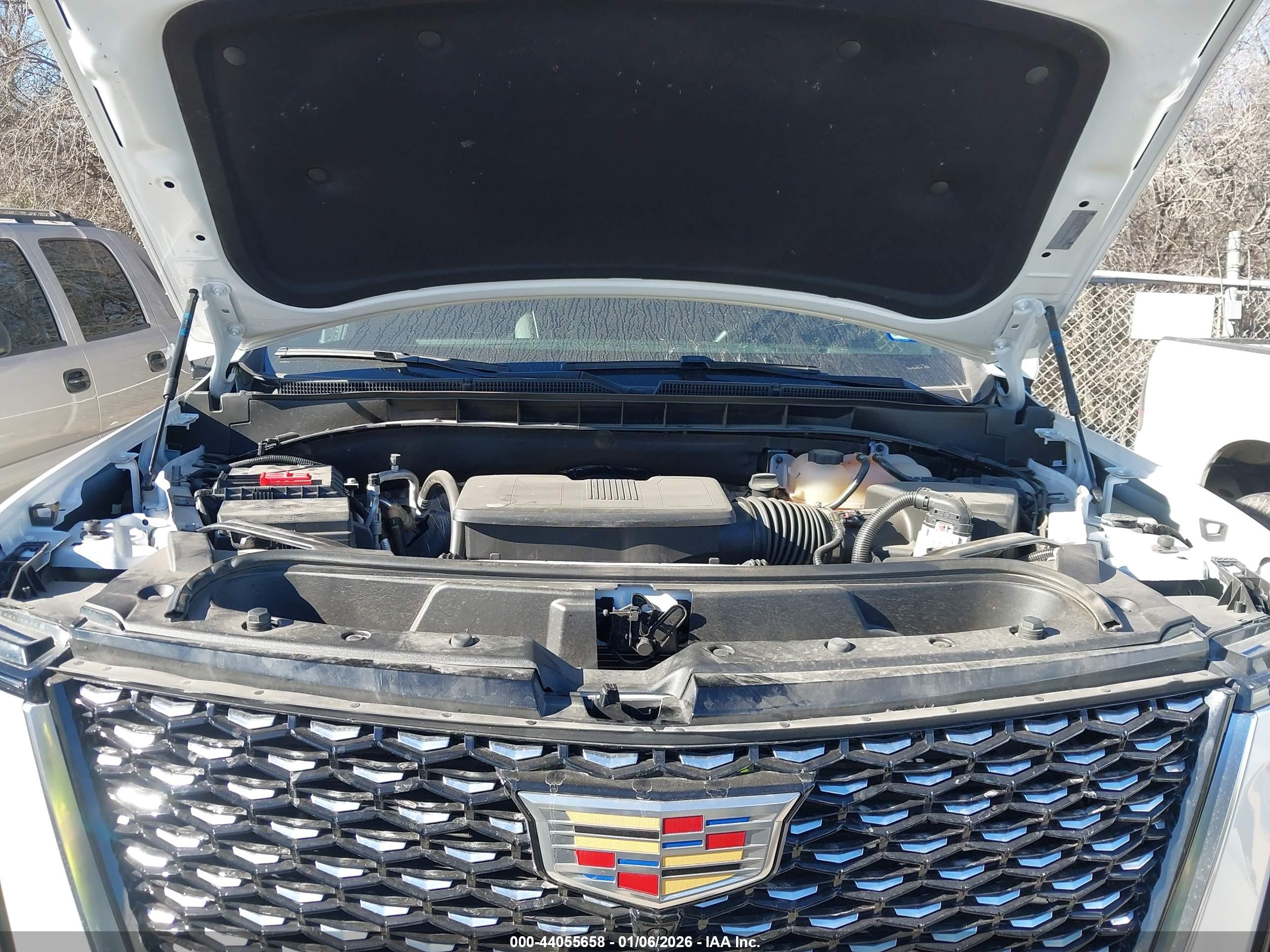 CADILLAC ESCALADE image 10