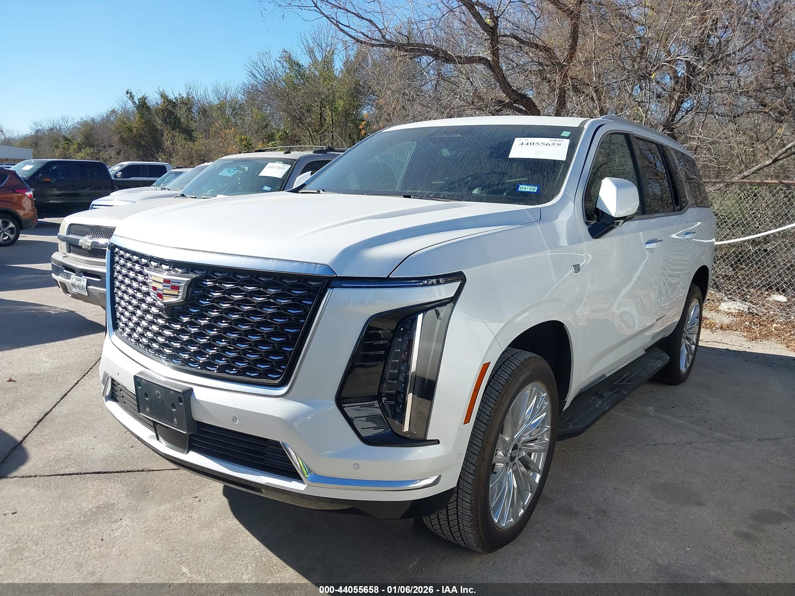 CADILLAC ESCALADE image 2