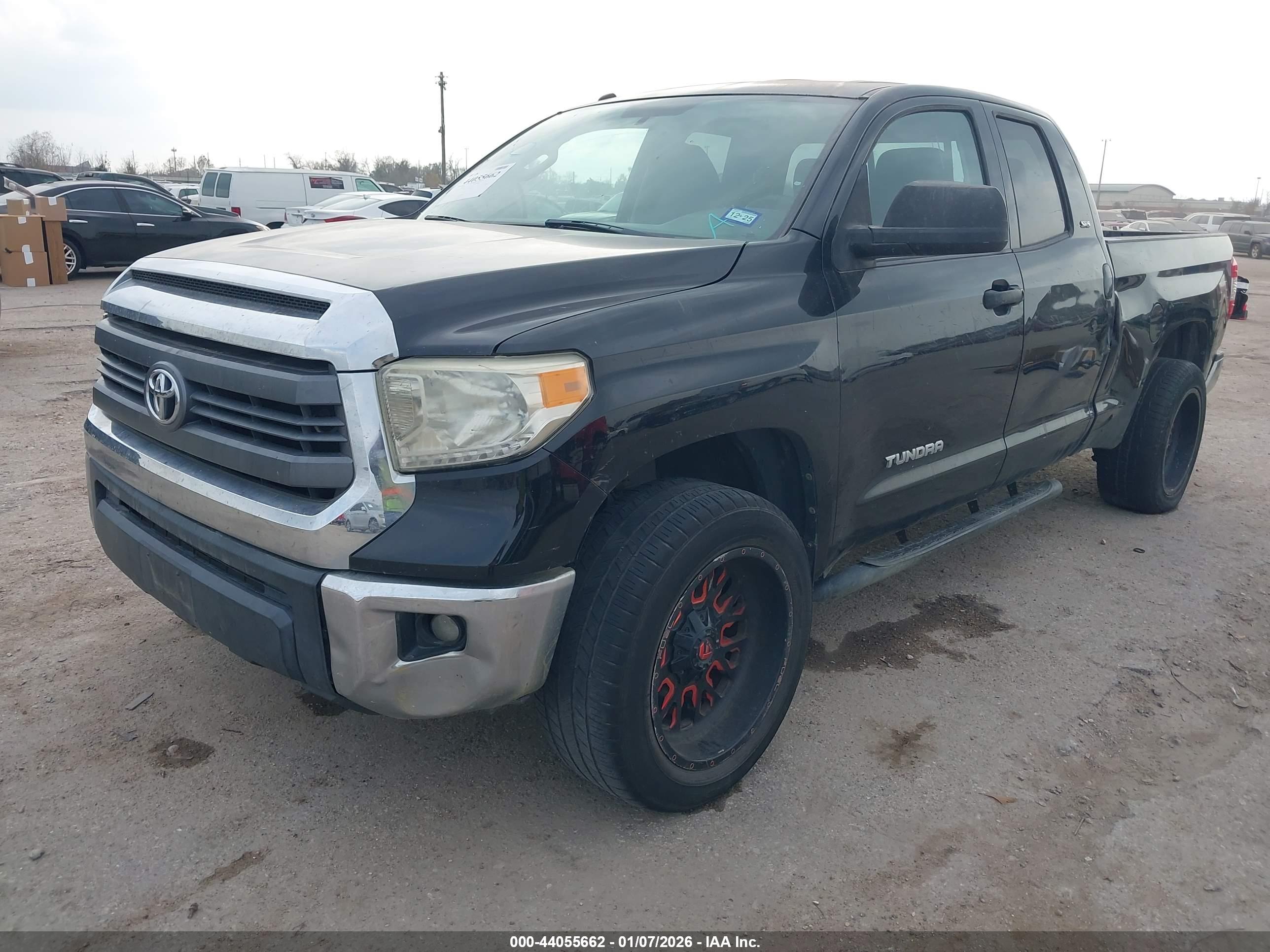 TOYOTA TUNDRA image 2