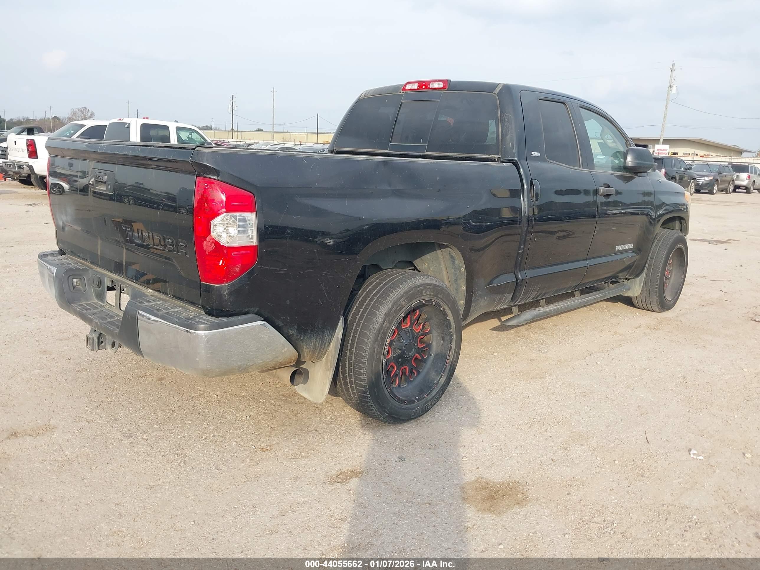TOYOTA TUNDRA image 4