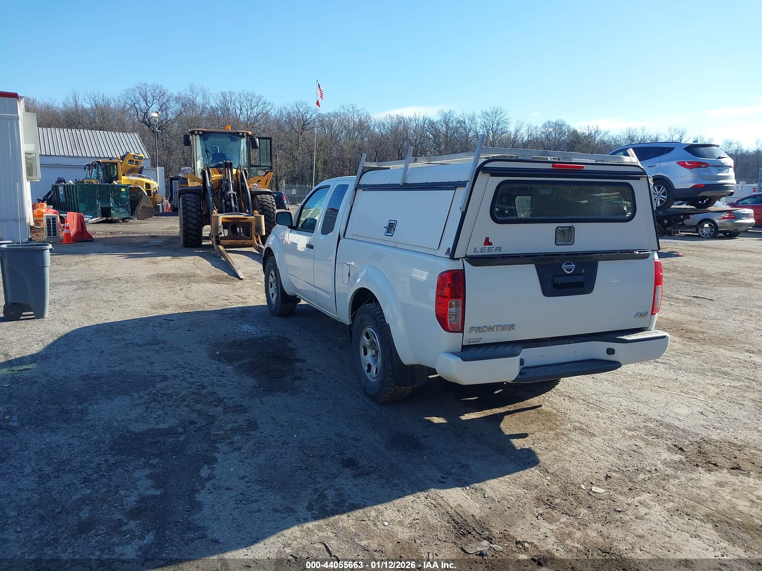 NISSAN FRONTIER image 3