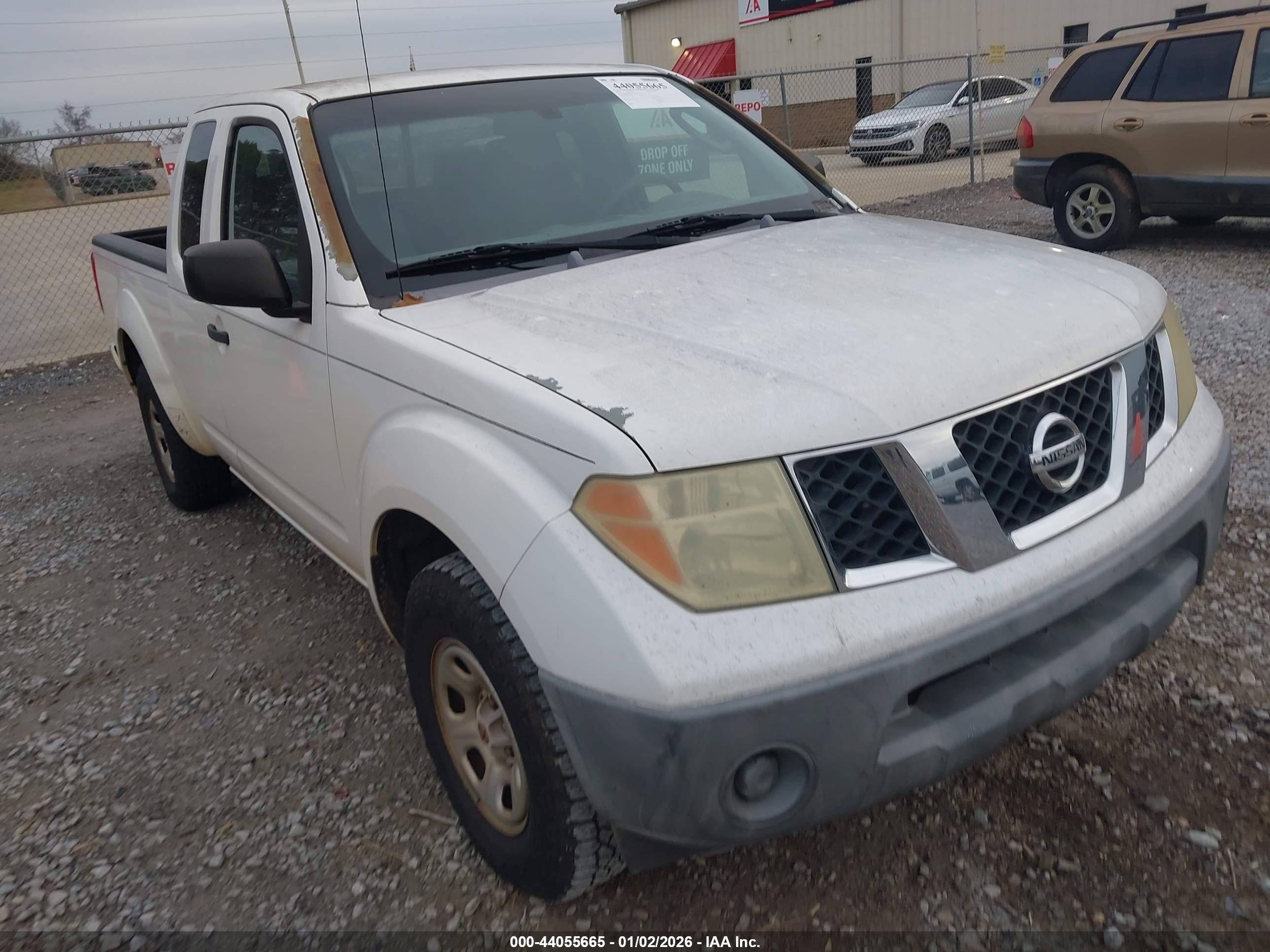 NISSAN FRONTIER image 6