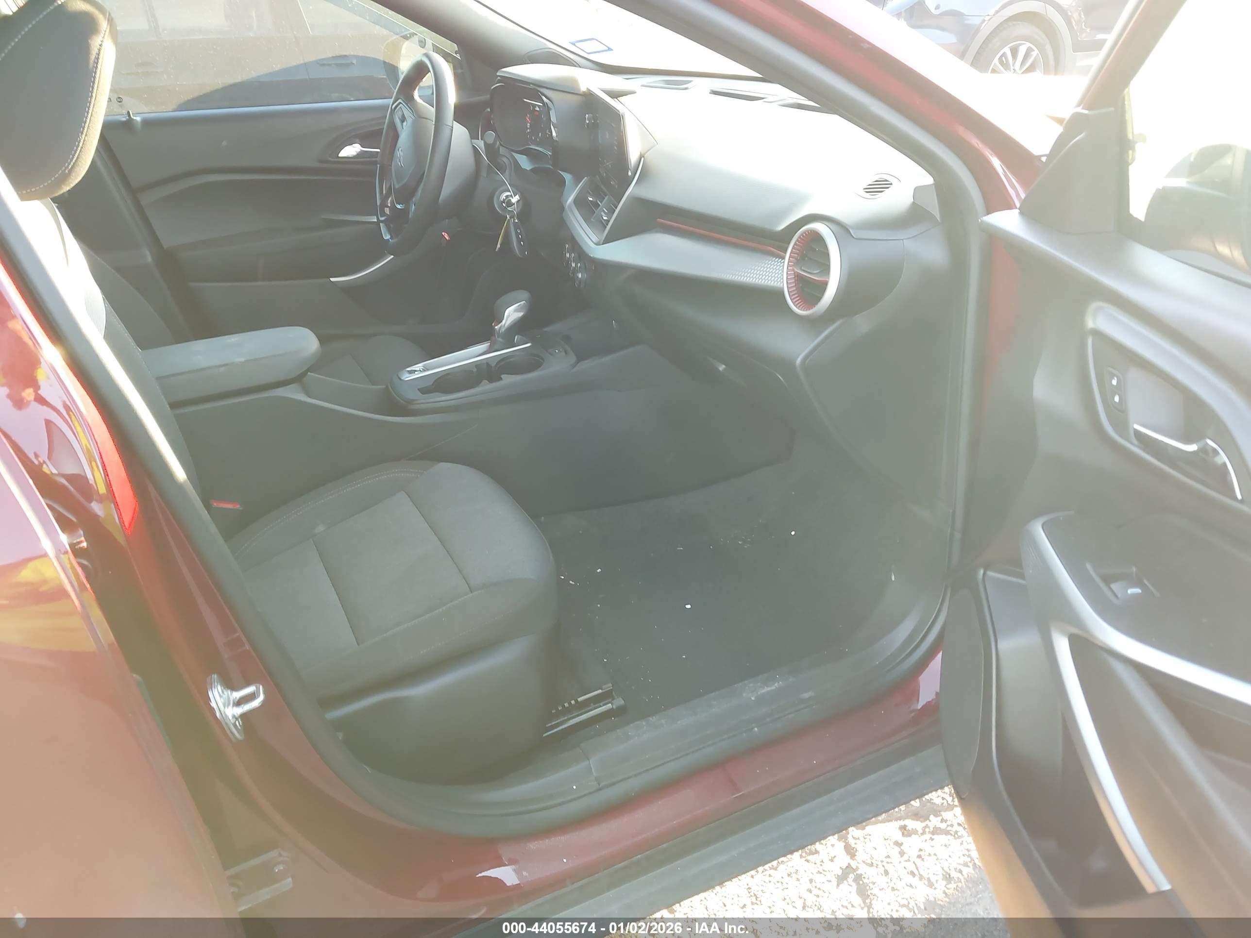 CHEVROLET TRAX image 5