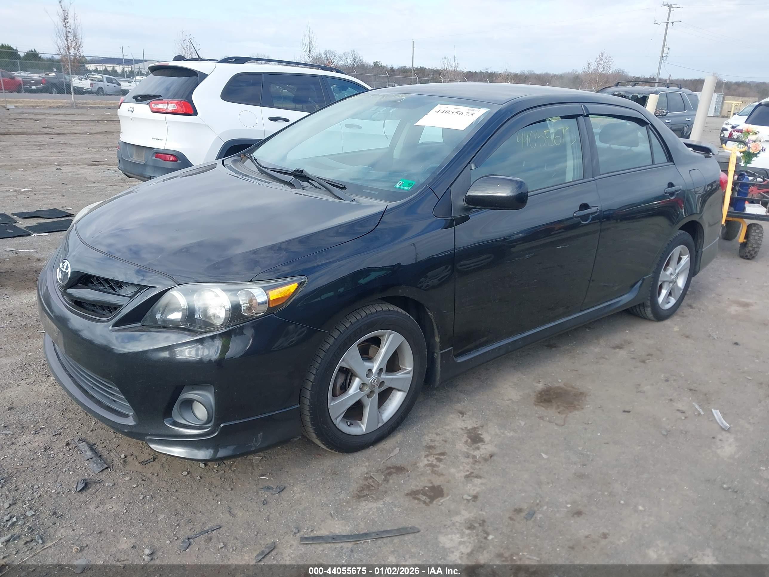 TOYOTA COROLLA image 2