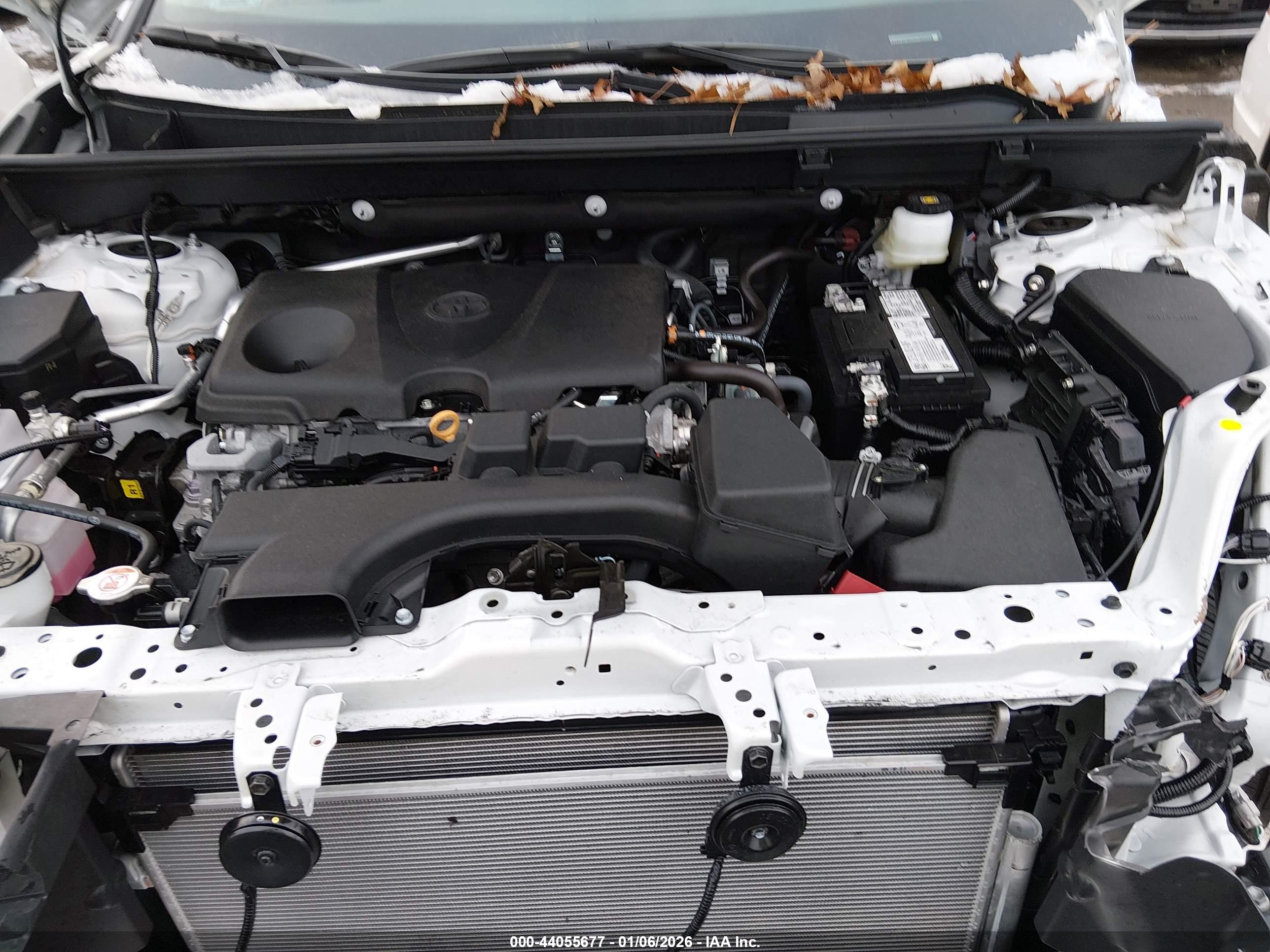 TOYOTA RAV4 image 10