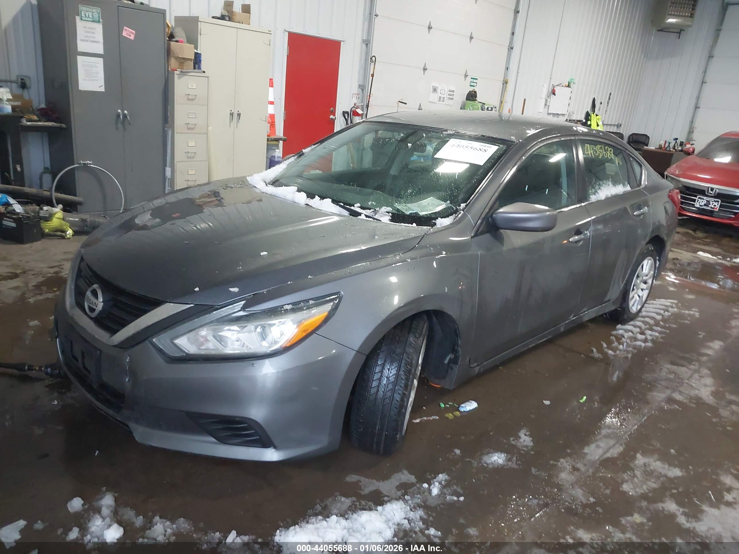 NISSAN ALTIMA image 2