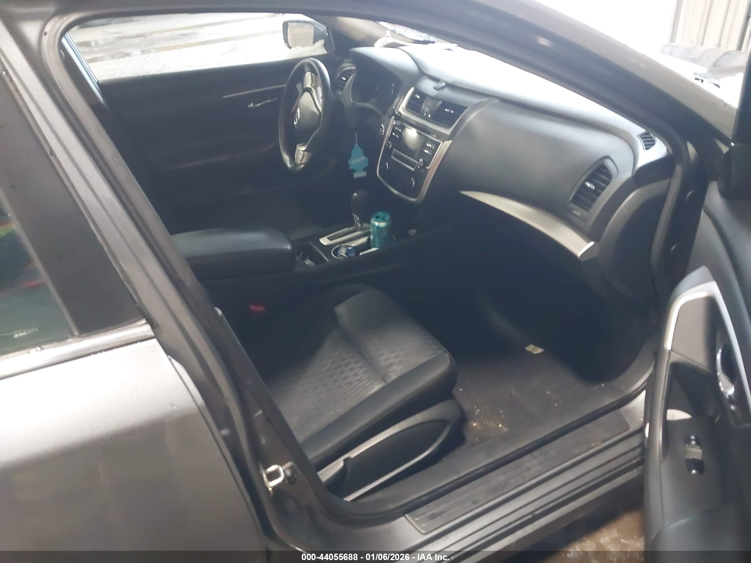 NISSAN ALTIMA image 5