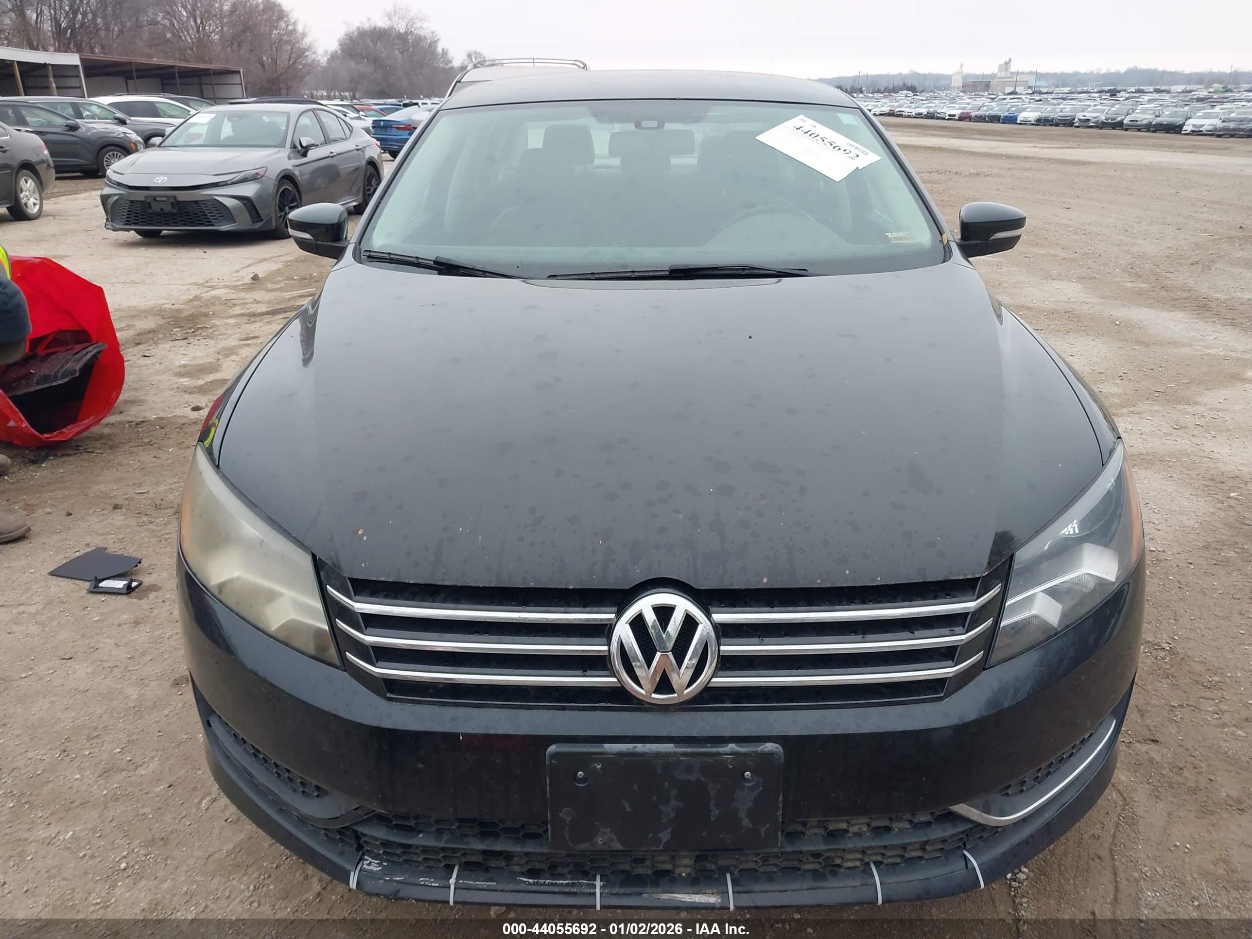 VOLKSWAGEN PASSAT image 6