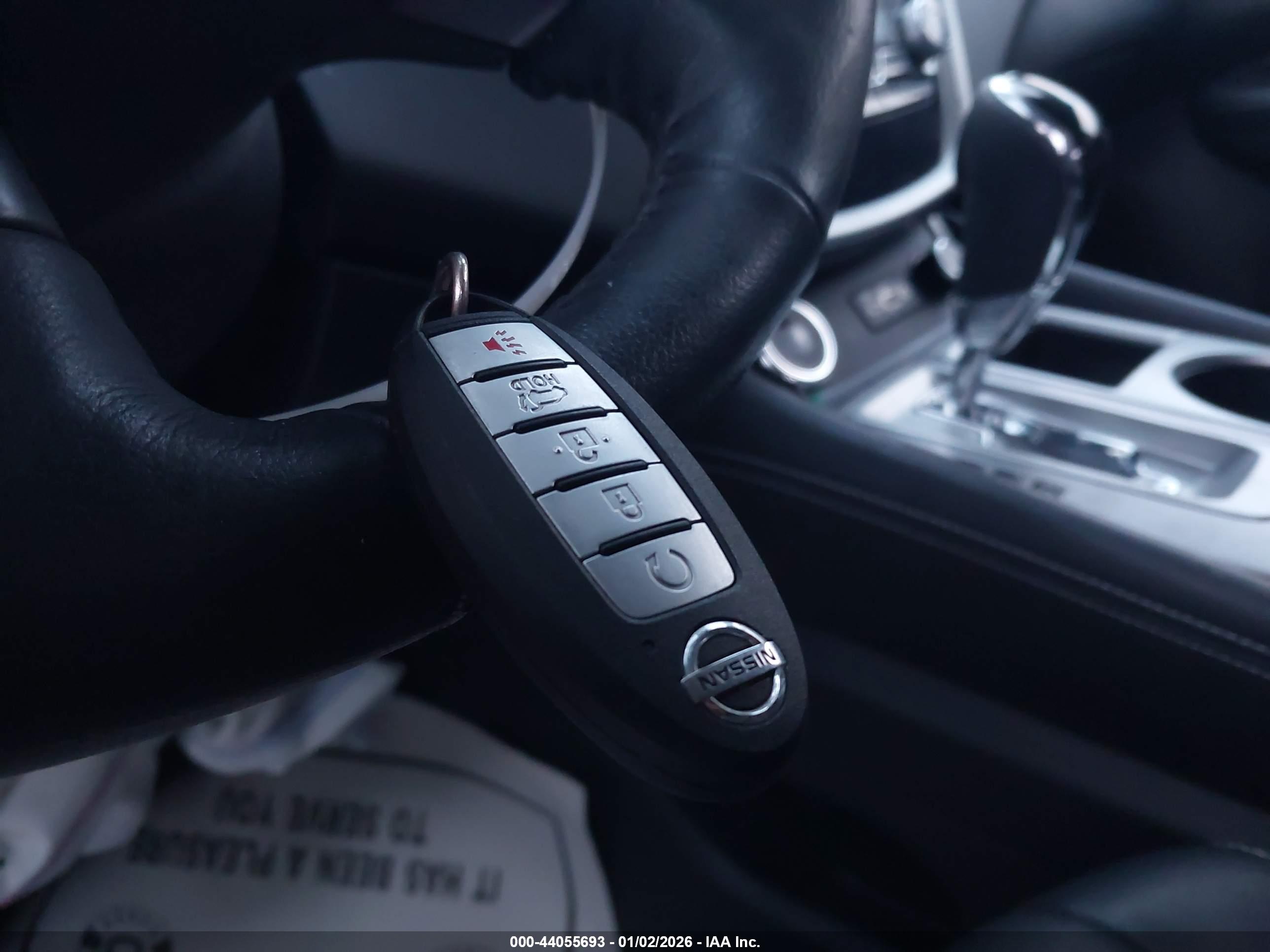 NISSAN MURANO image 11