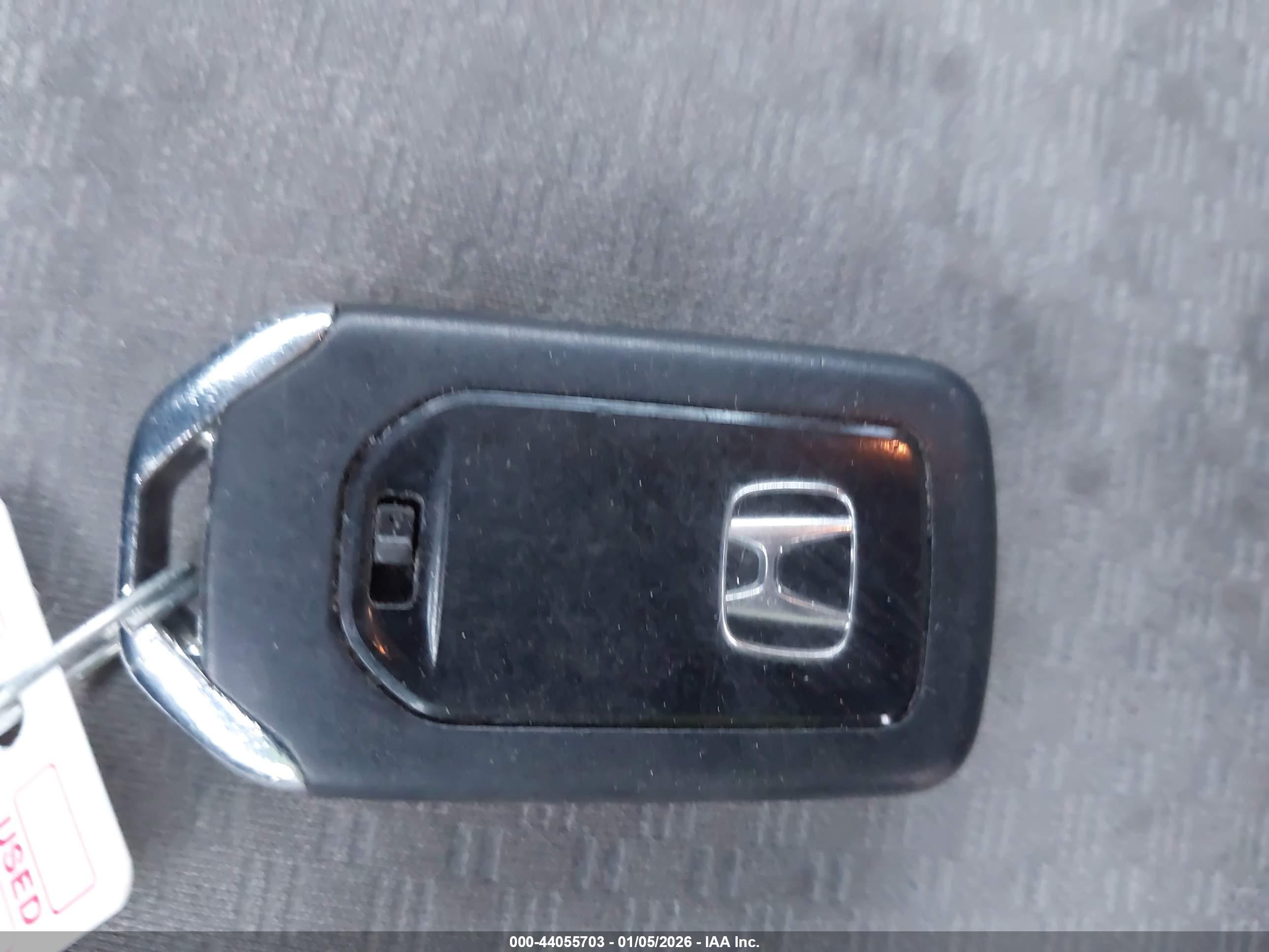 HONDA CR-V image 11