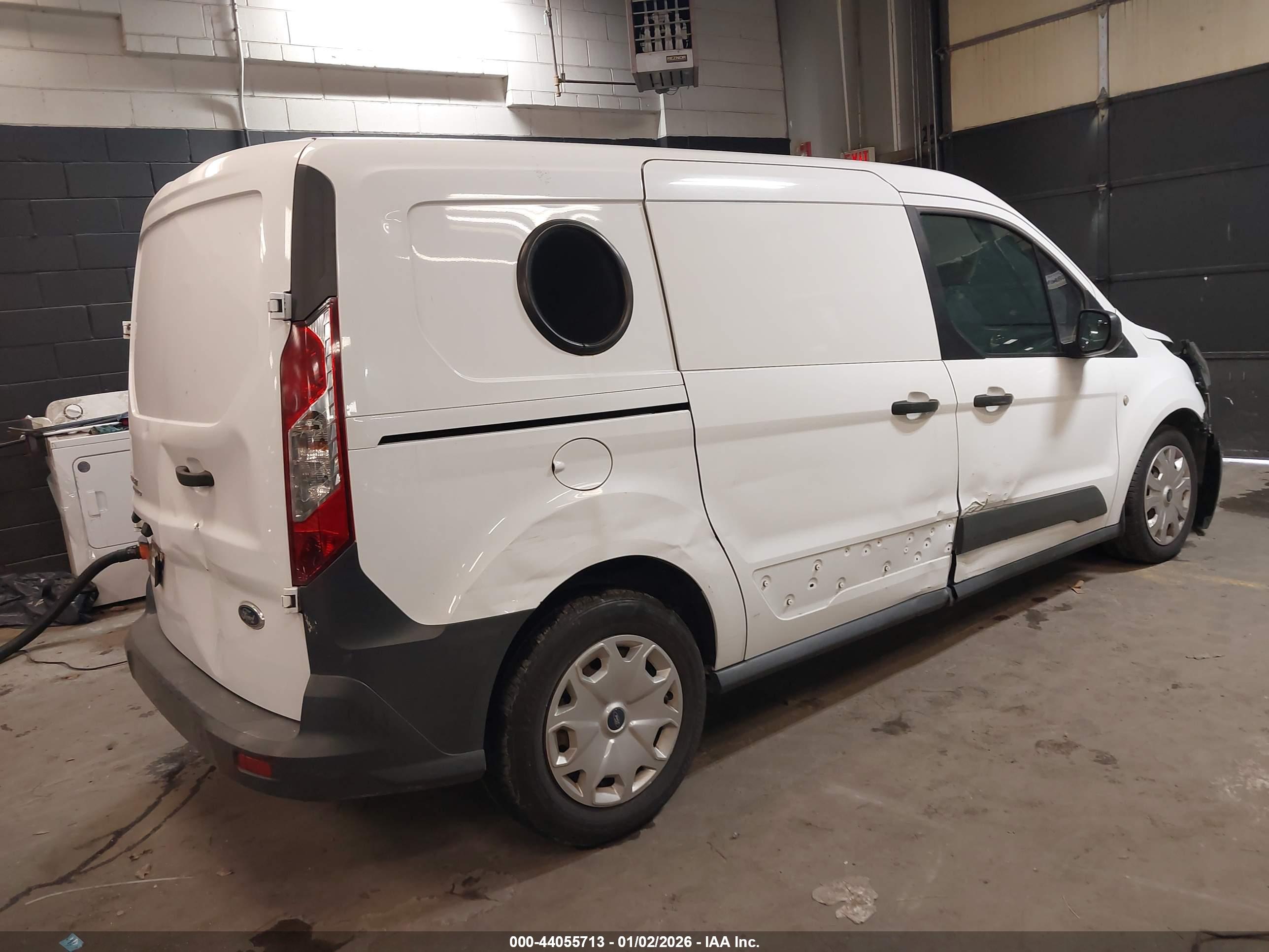 FORD TRANSIT image 4