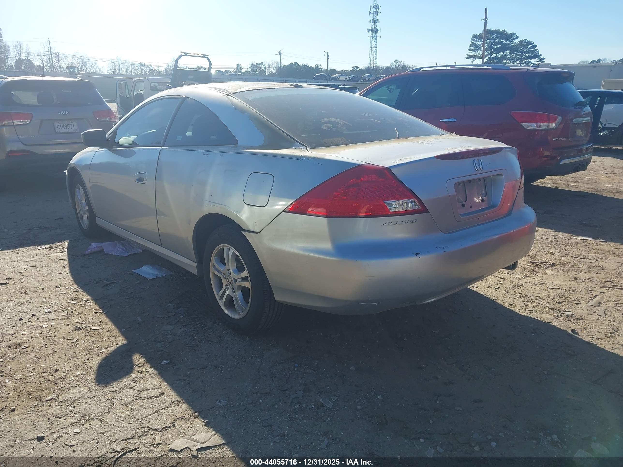 HONDA ACCORD image 3