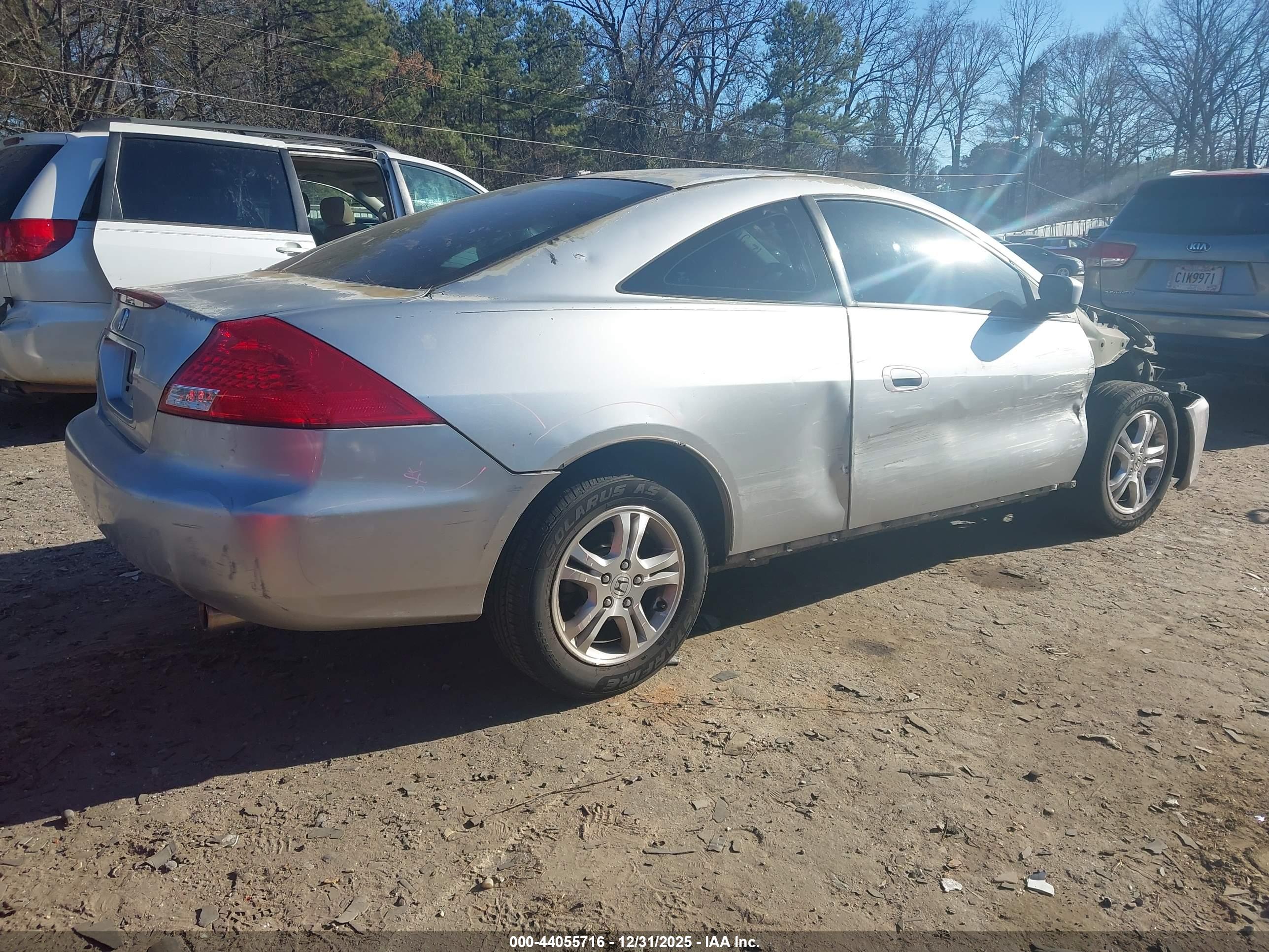 HONDA ACCORD image 4