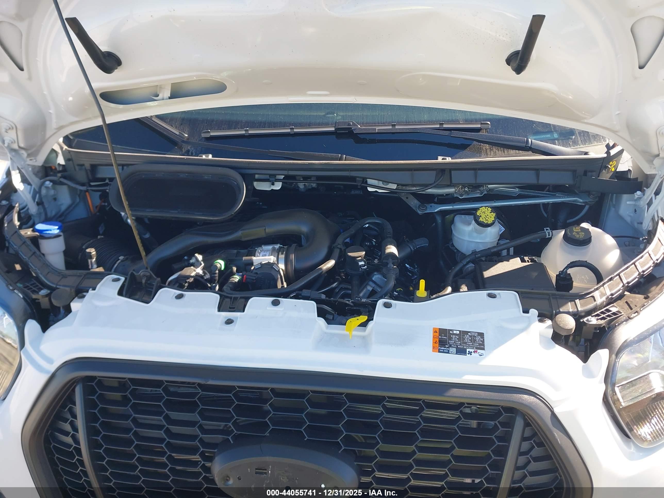 FORD TRANSIT-250 image 10