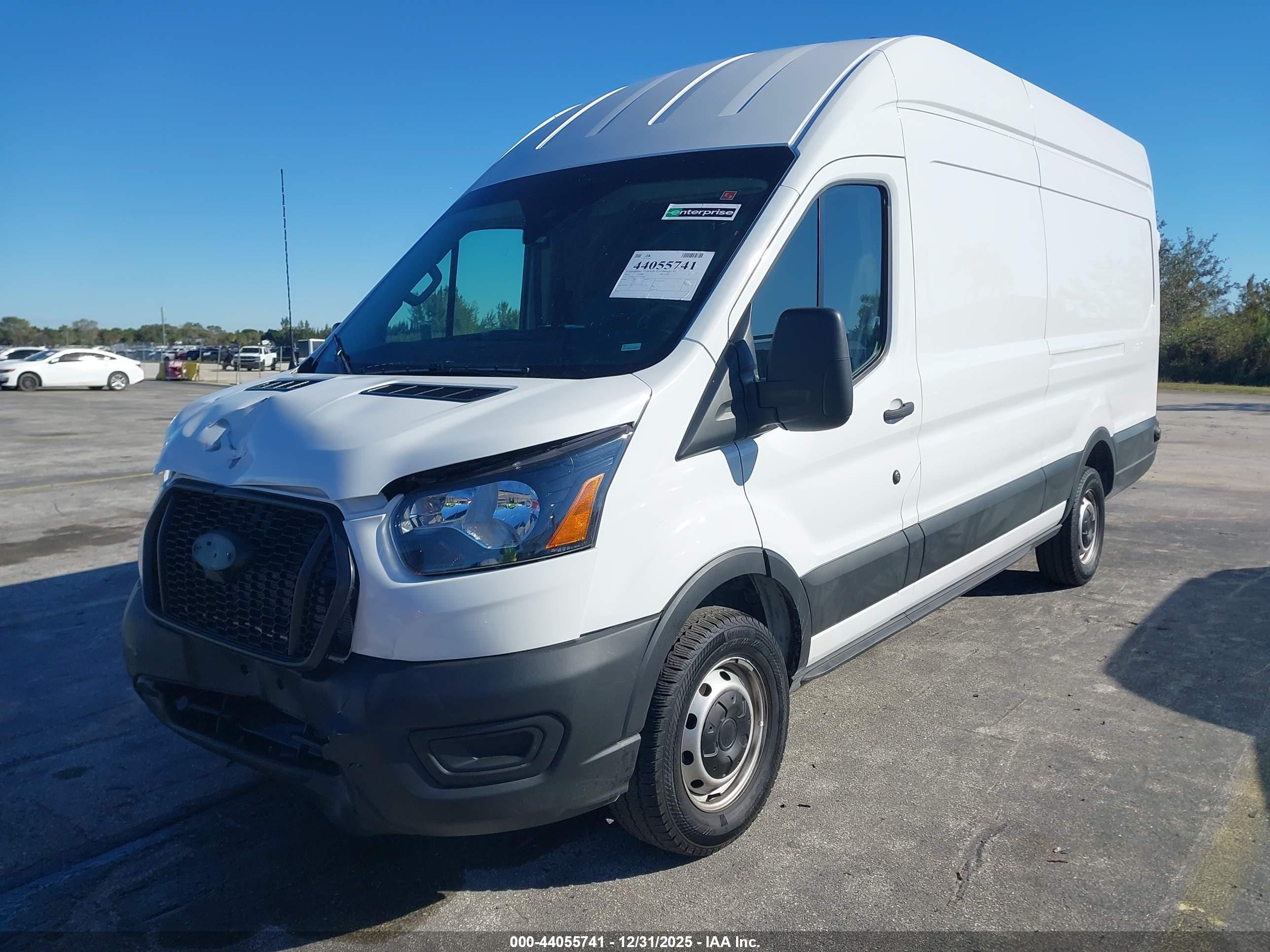 FORD TRANSIT-250 image 2