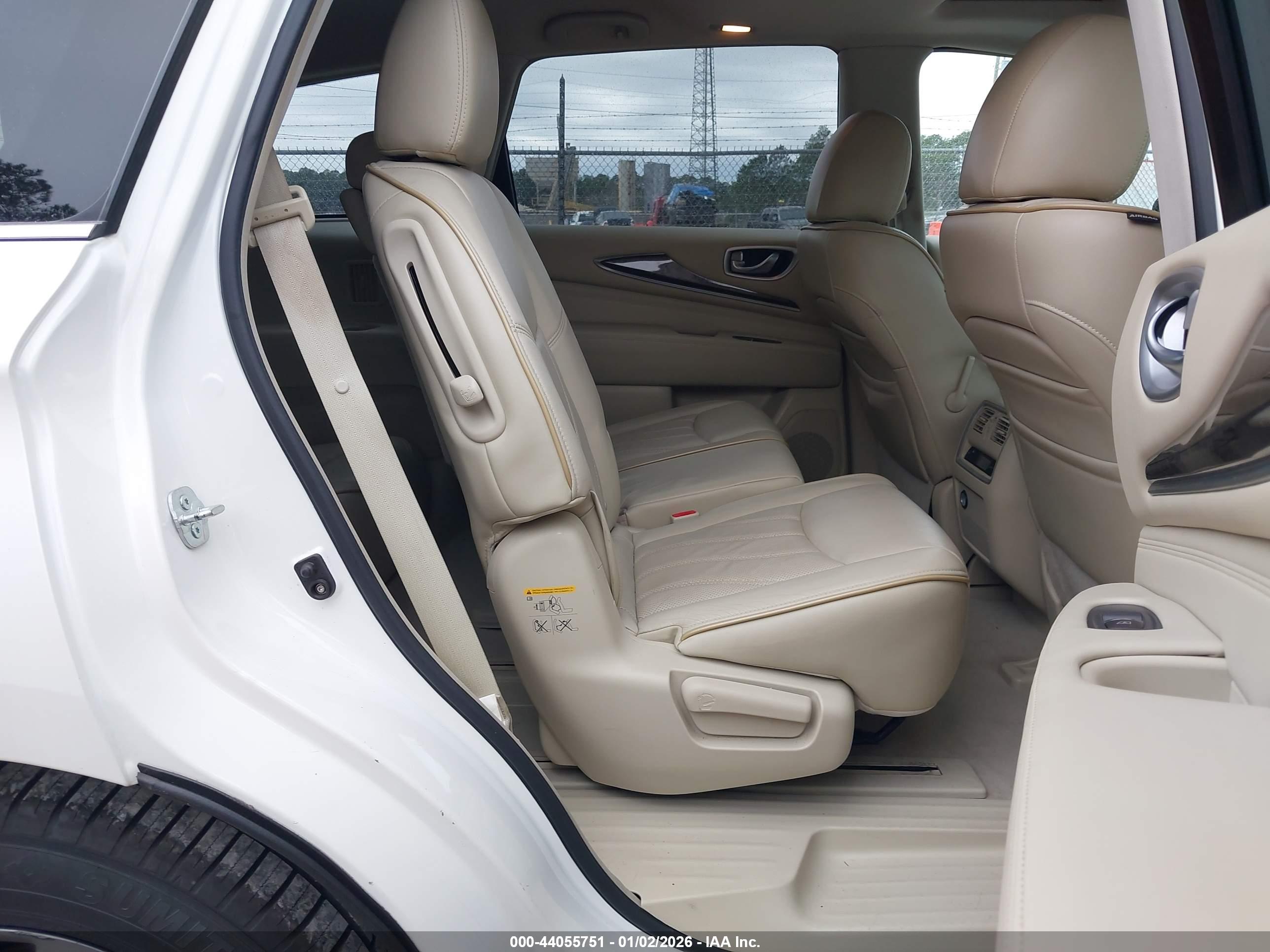 INFINITI QX60 image 8