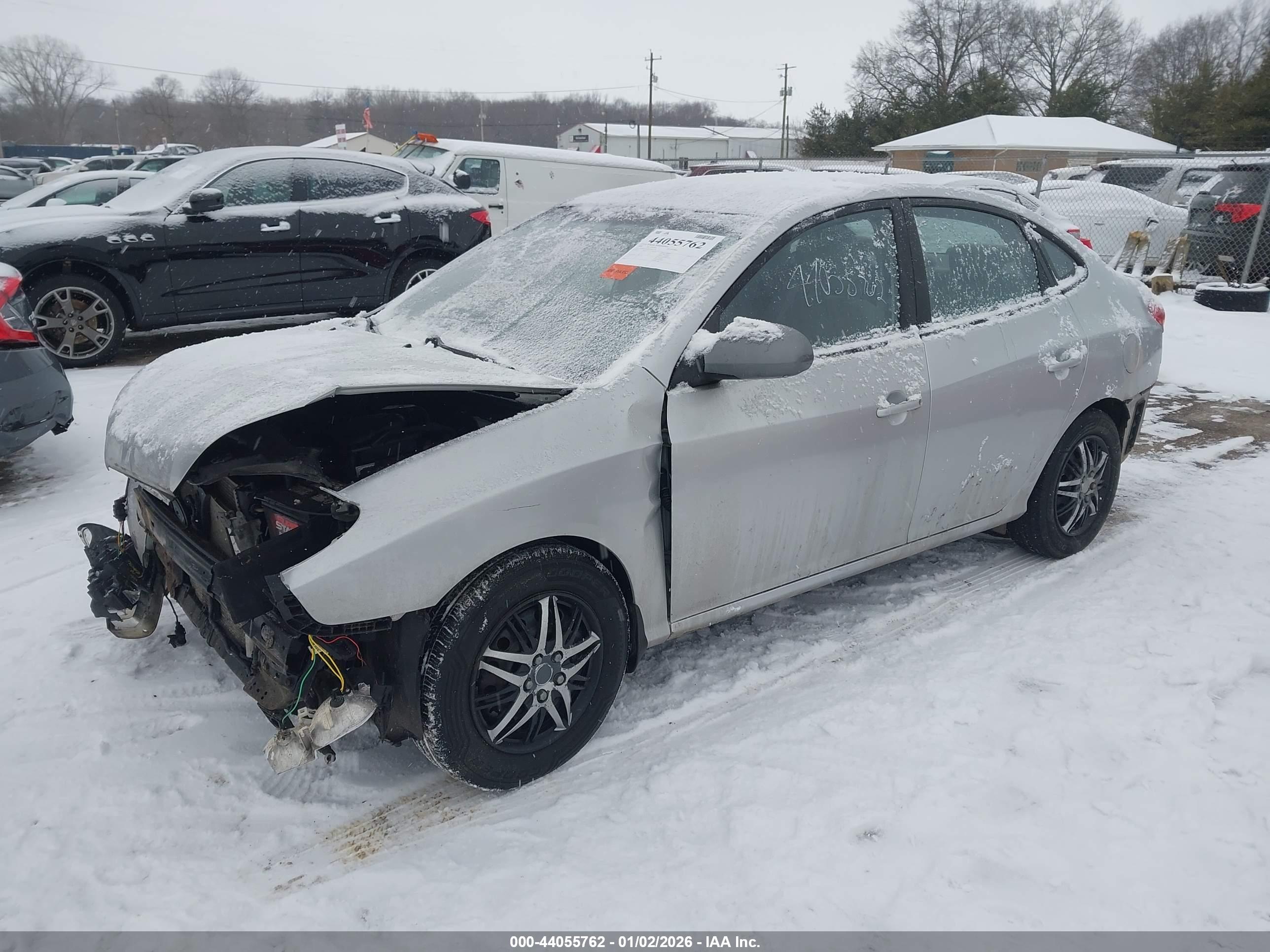 HYUNDAI ELANTRA image 2