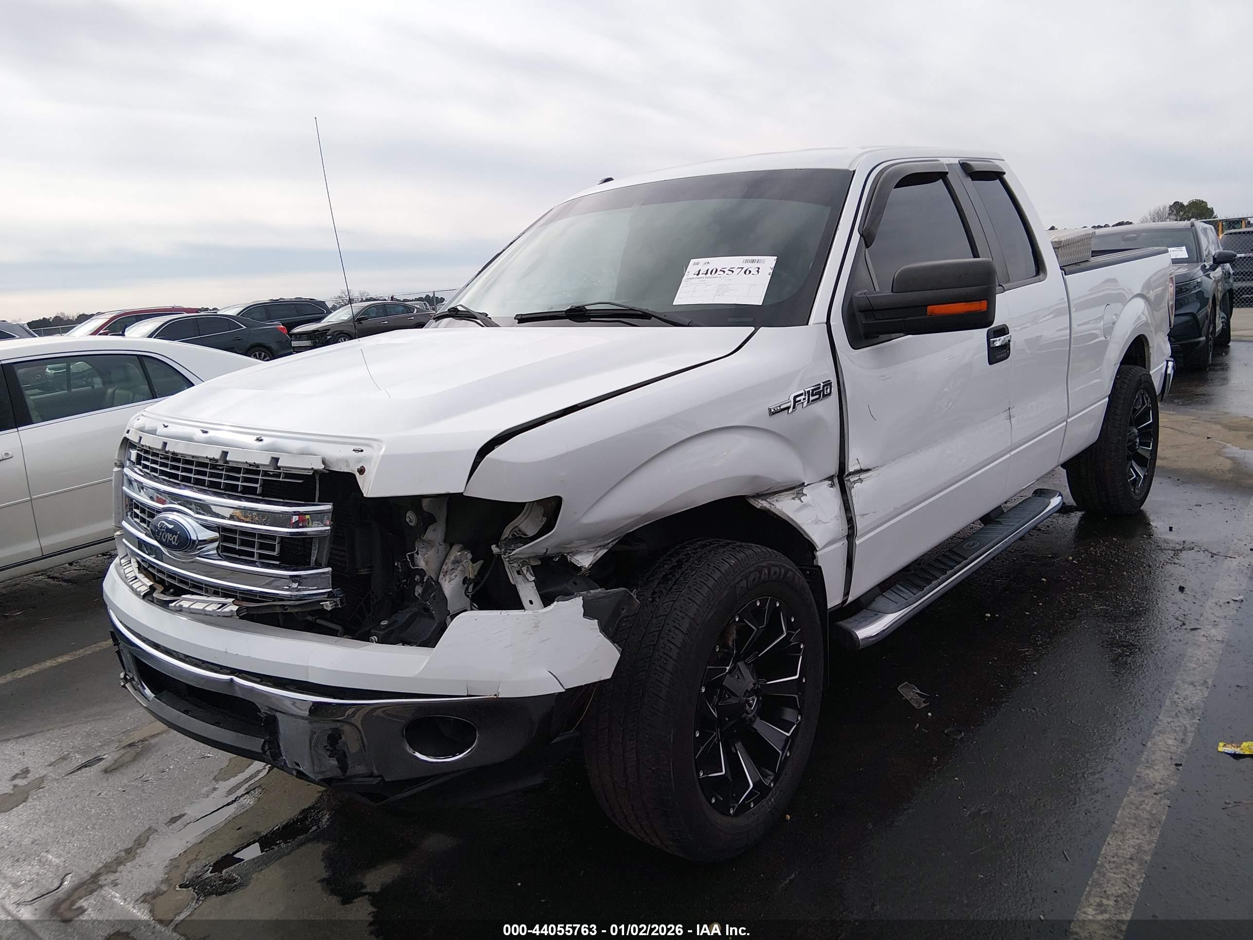 FORD F-150 image 2