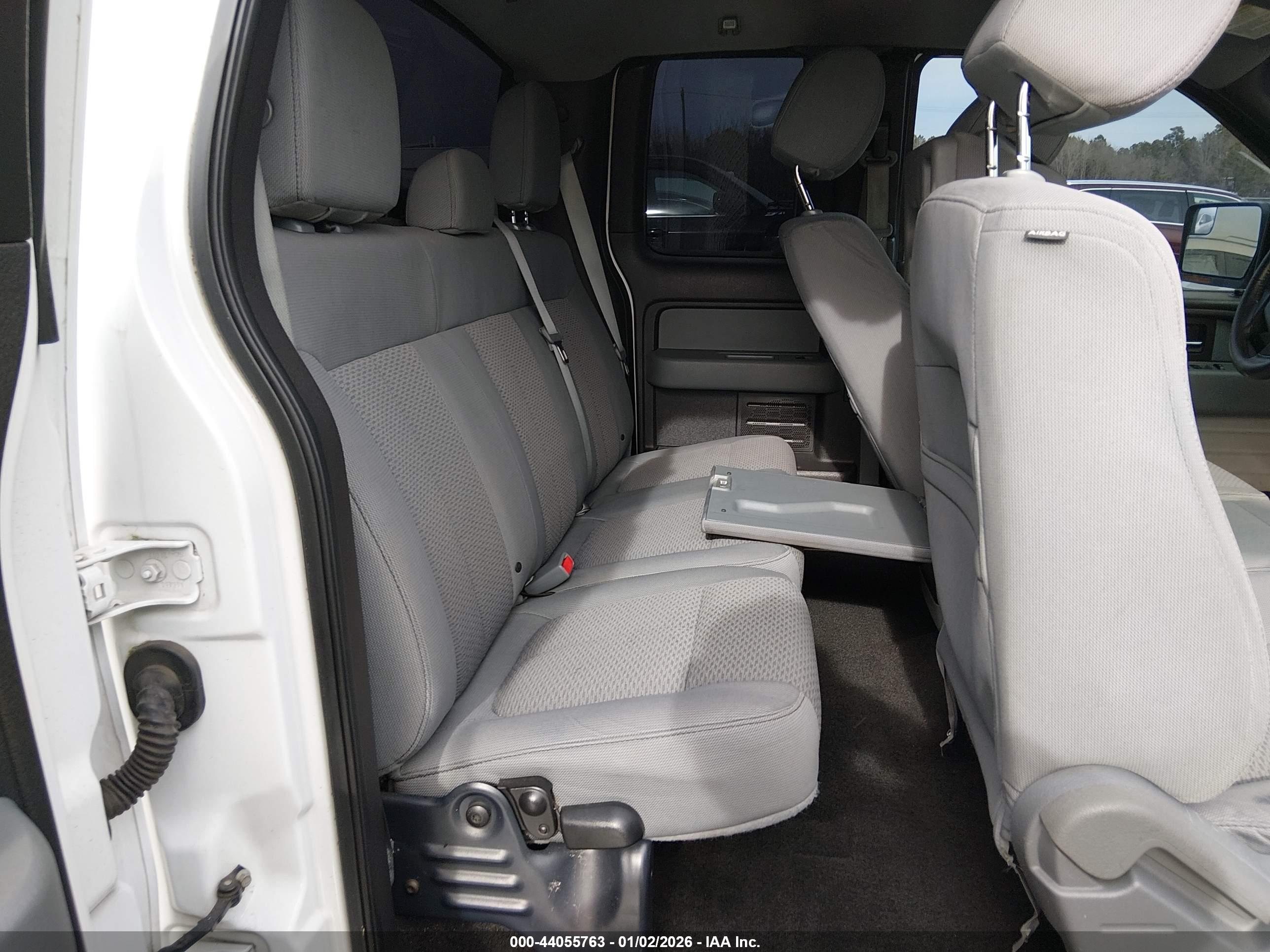 FORD F-150 image 8