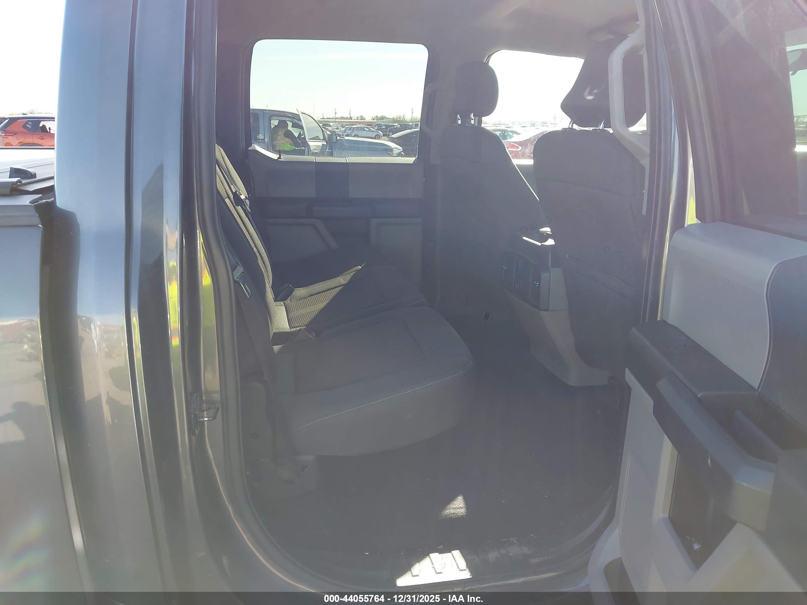 FORD F-150 image 8