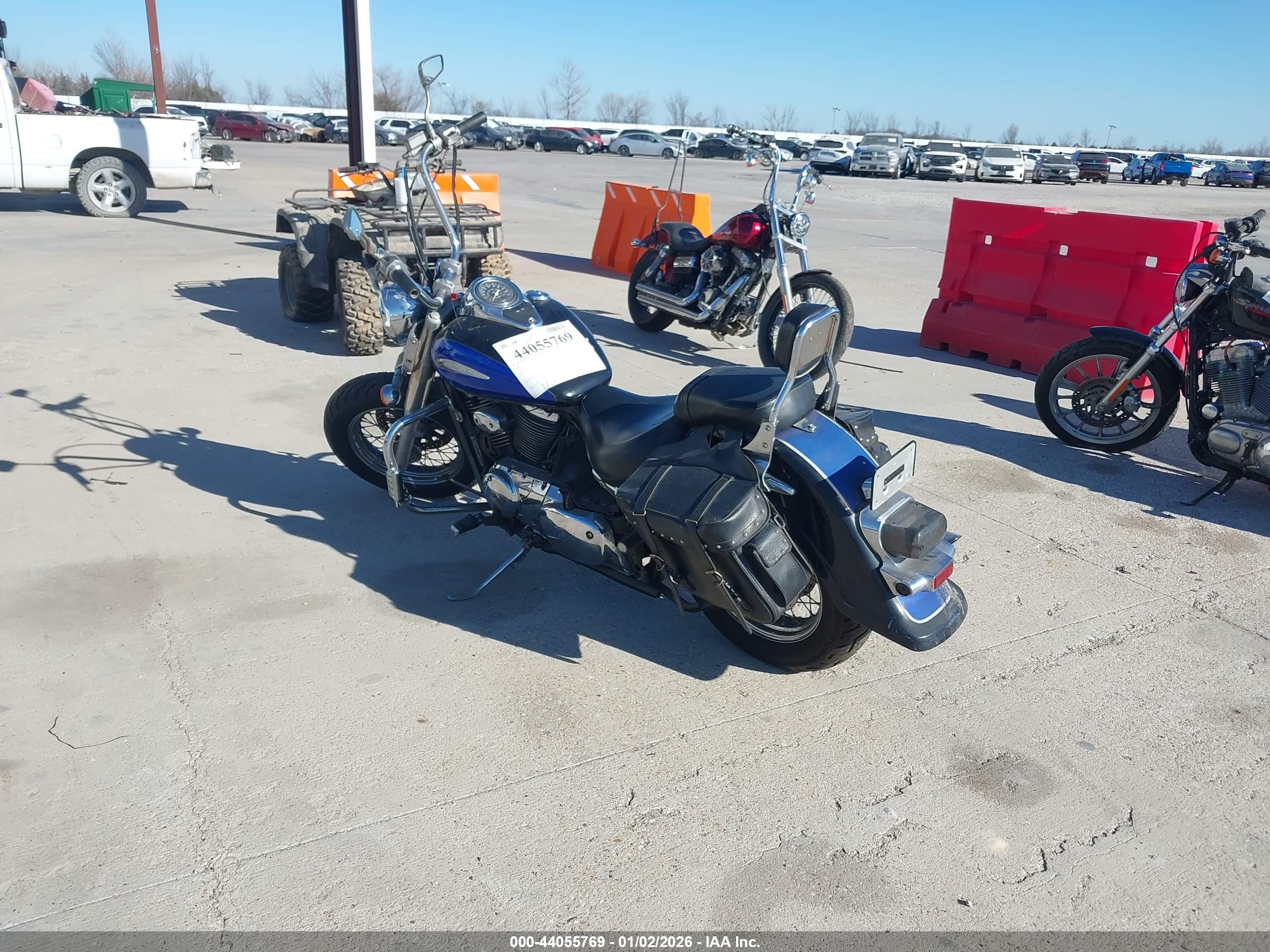 SUZUKI VL800 image 3