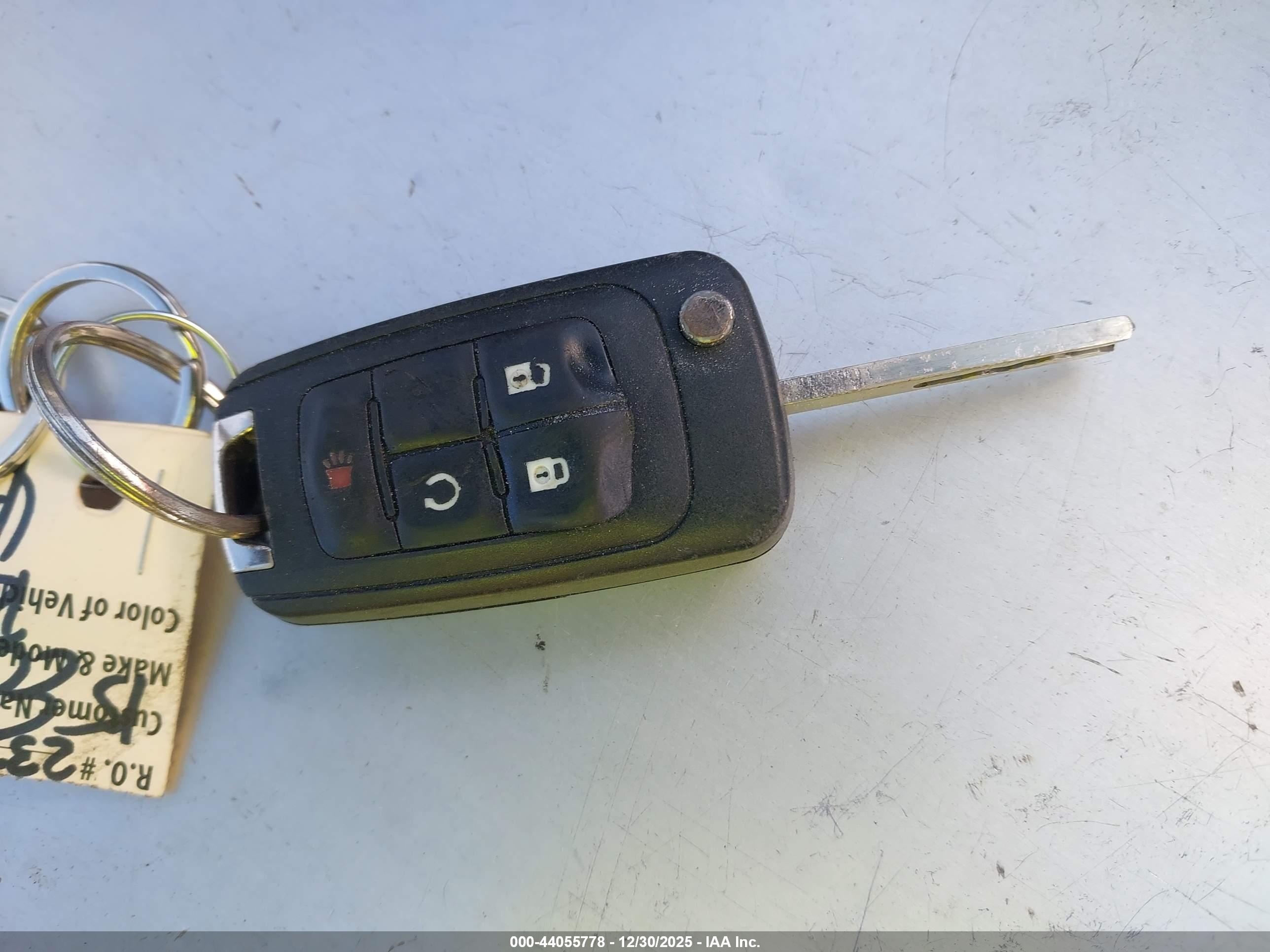 CHEVROLET EQUINOX image 11