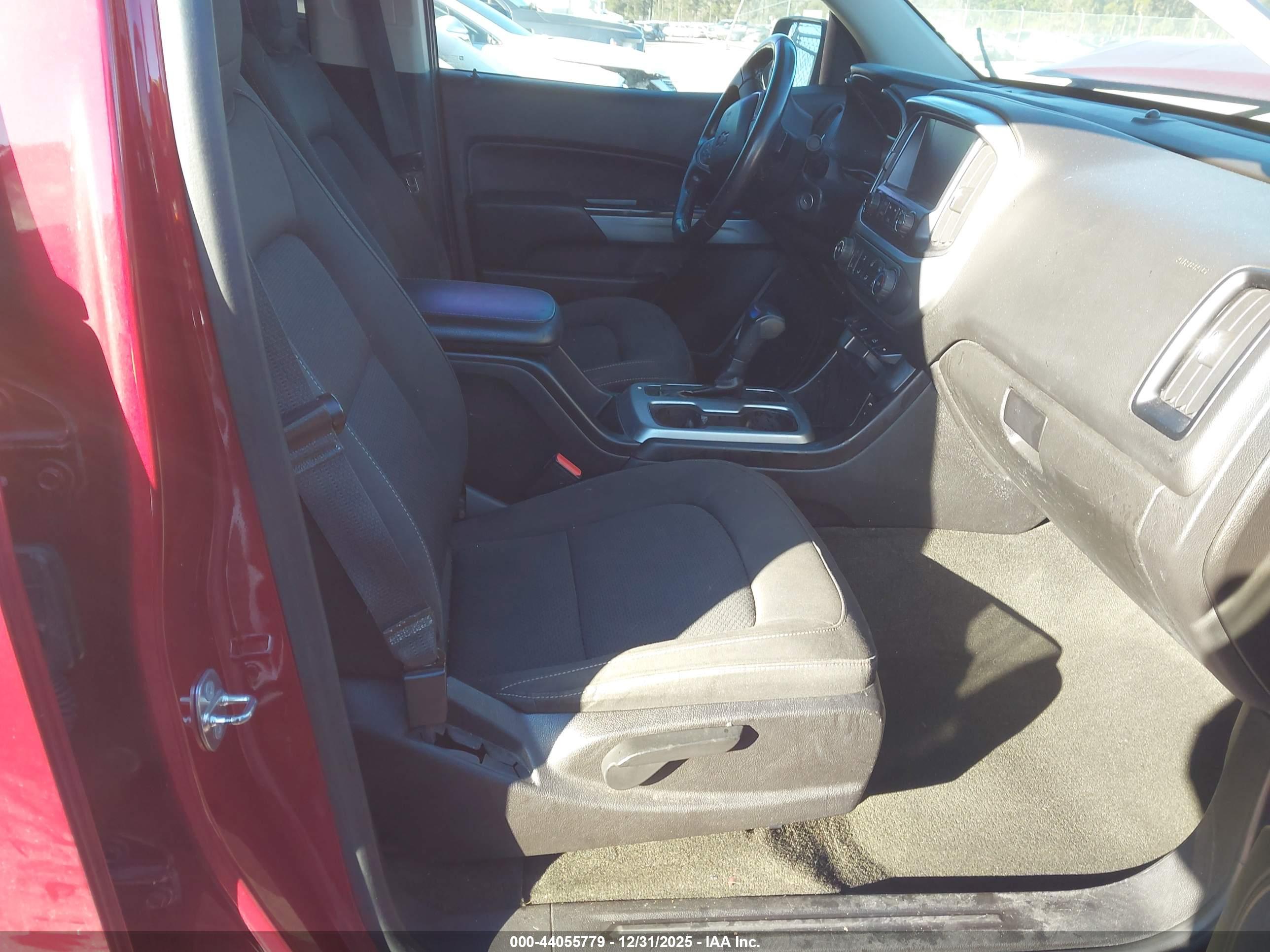 CHEVROLET COLORADO image 5