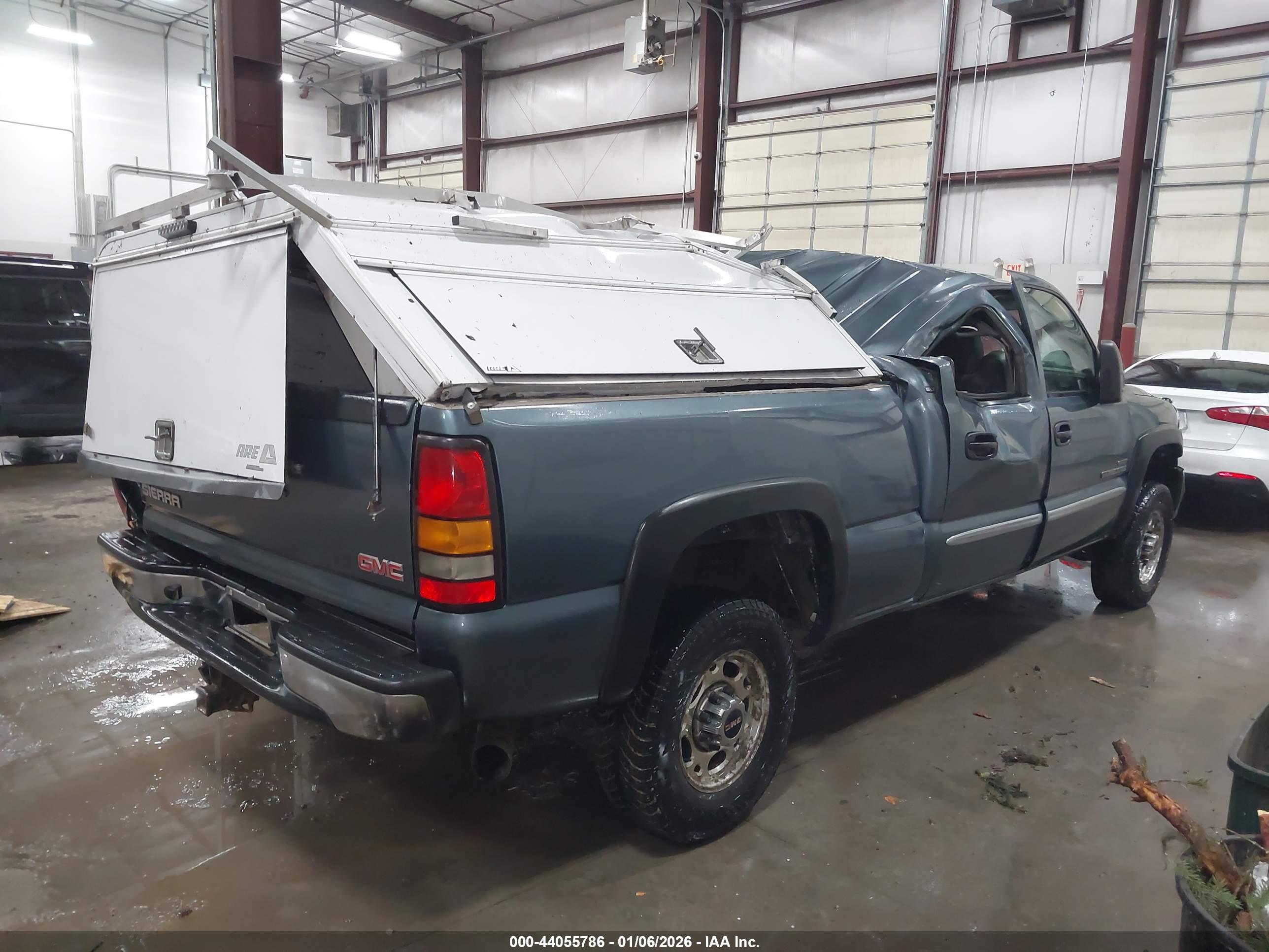 GMC SIERRA image 4