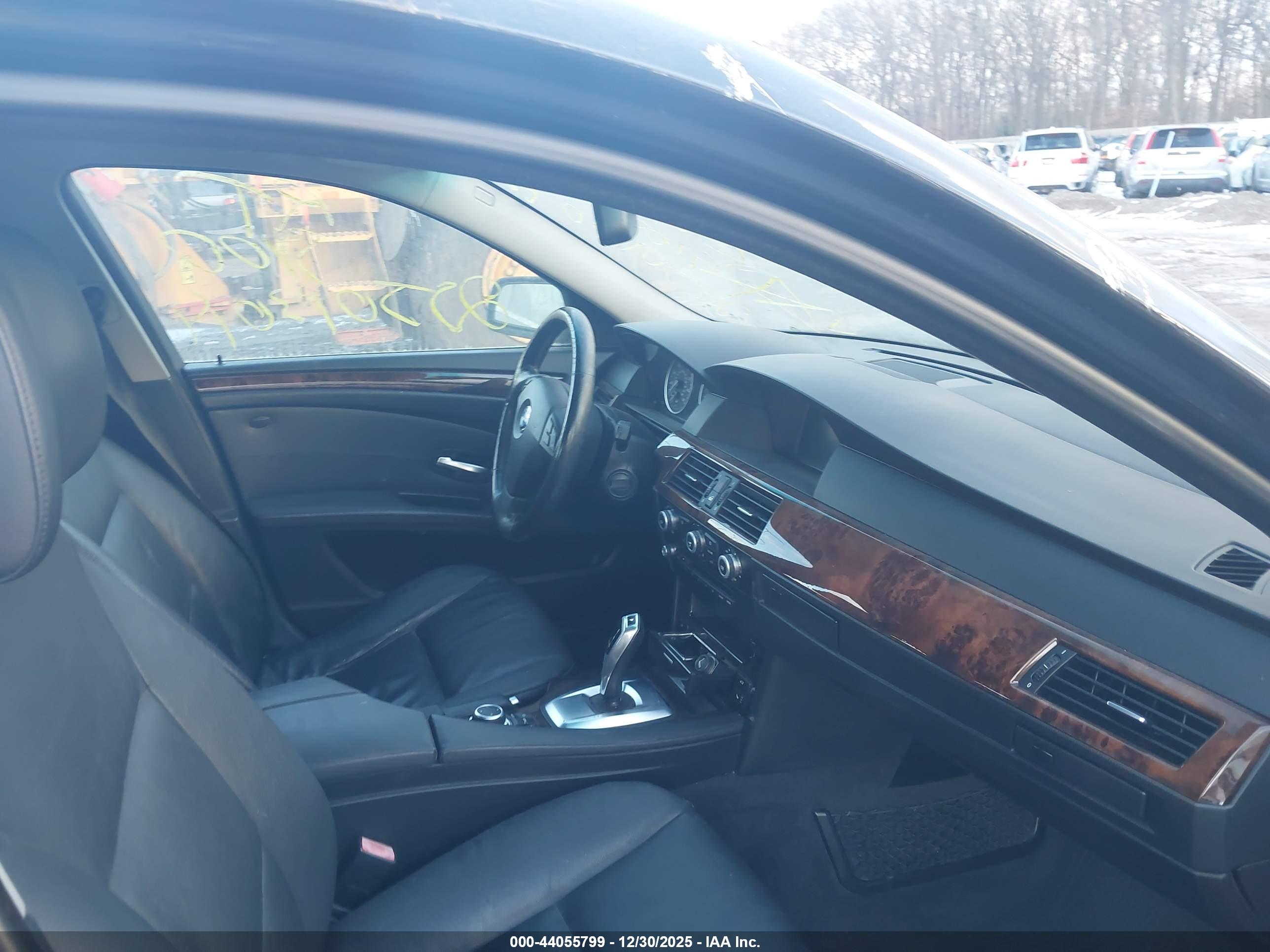 BMW 535I image 5
